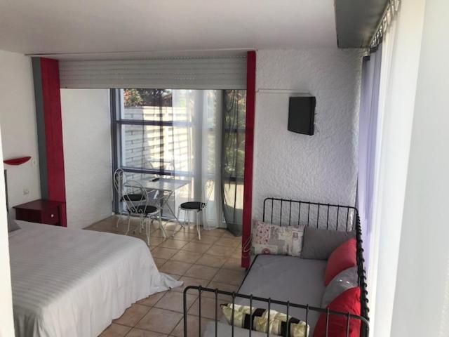 Studio with Terrace