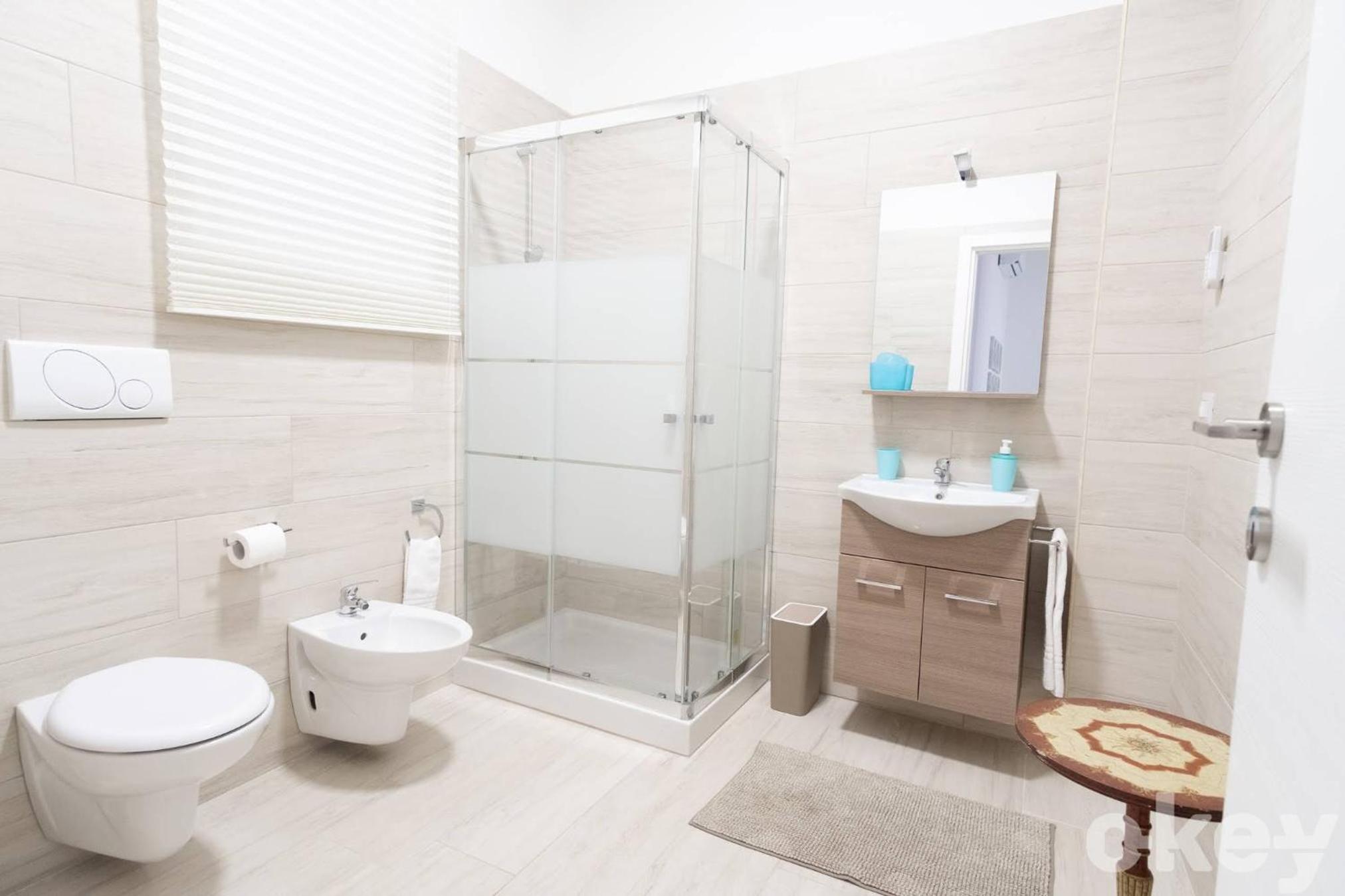 Double Room with Private External Bathroom - Photo 5