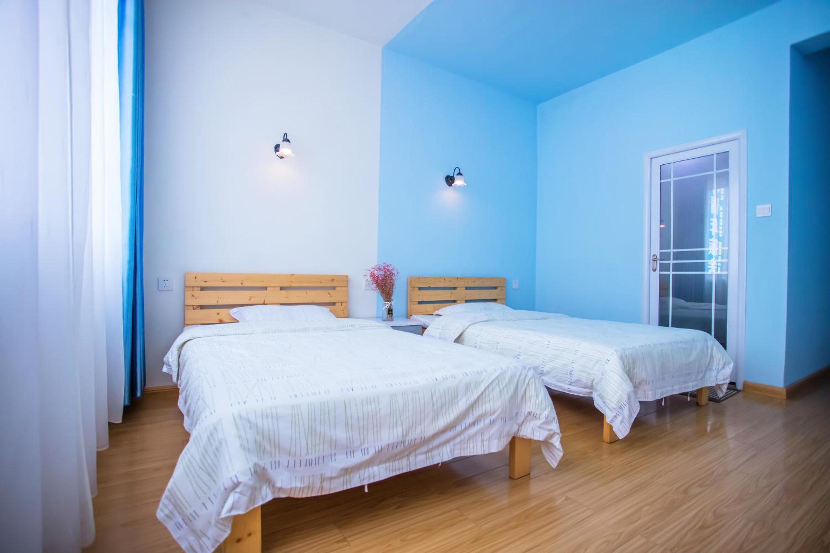 Standard Twin Room photo 2
