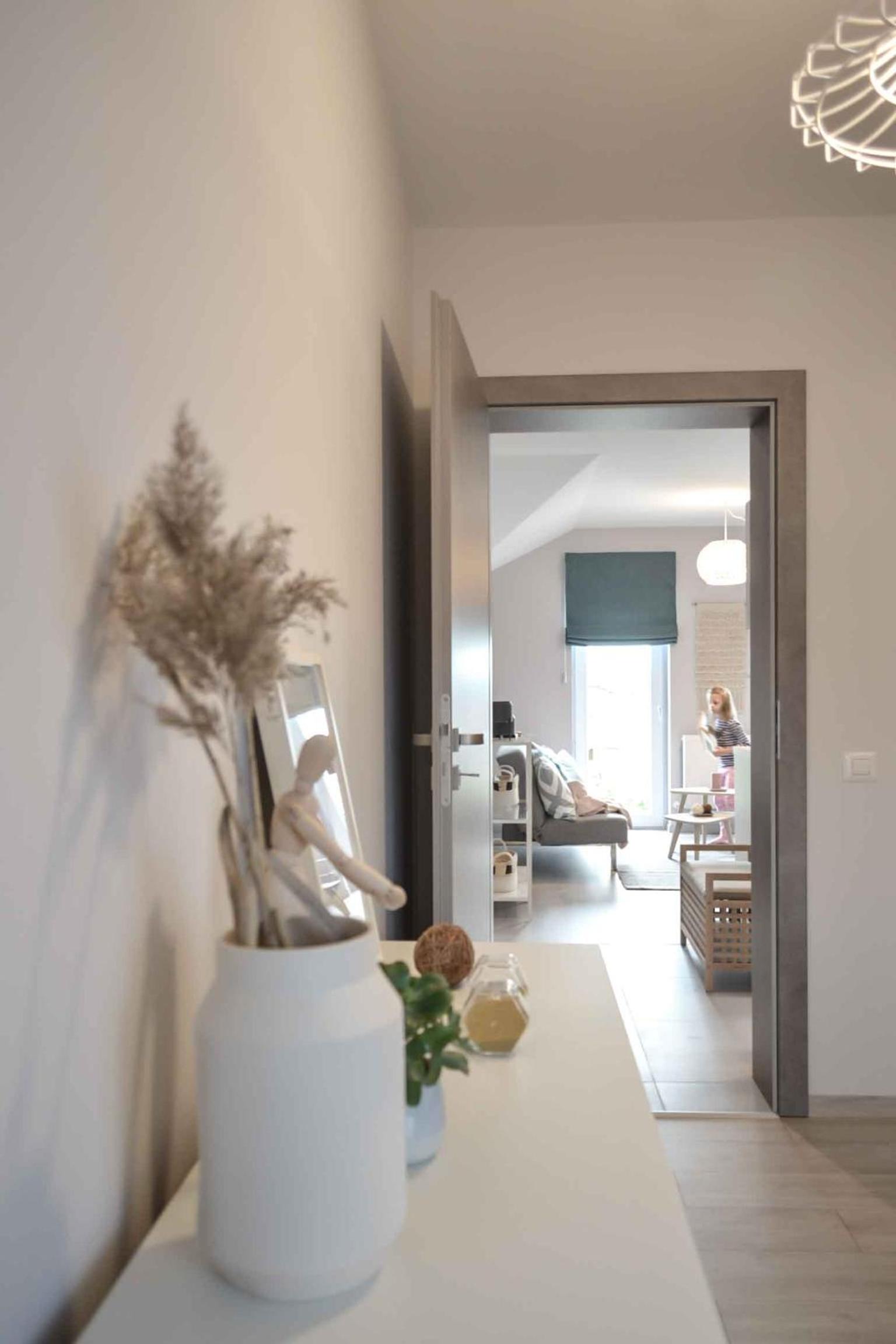 One-Bedroom Apartment - Photo 7
