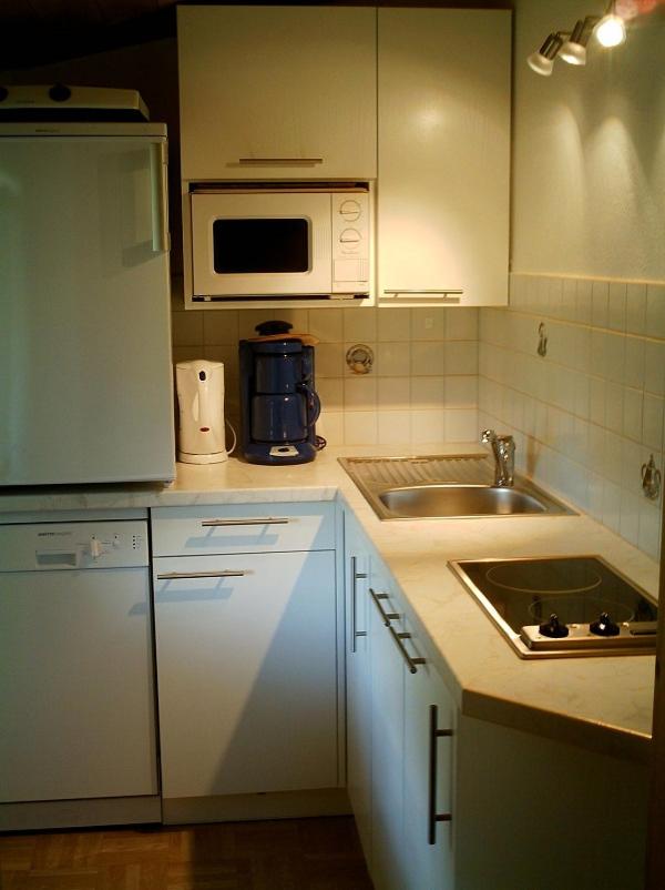 Apartment with Balcony photo 3