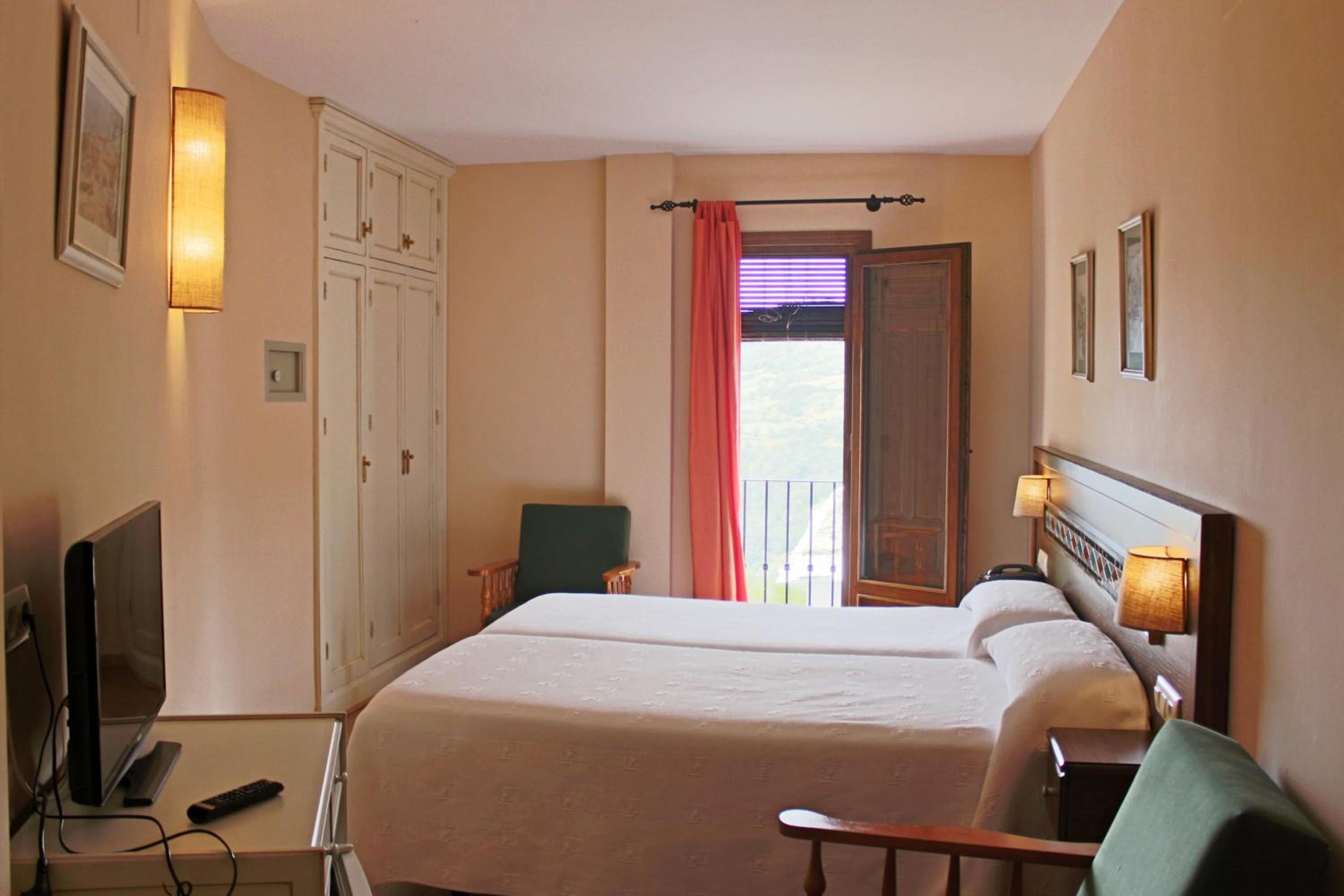 Romantic Offer - Double or Twin Room