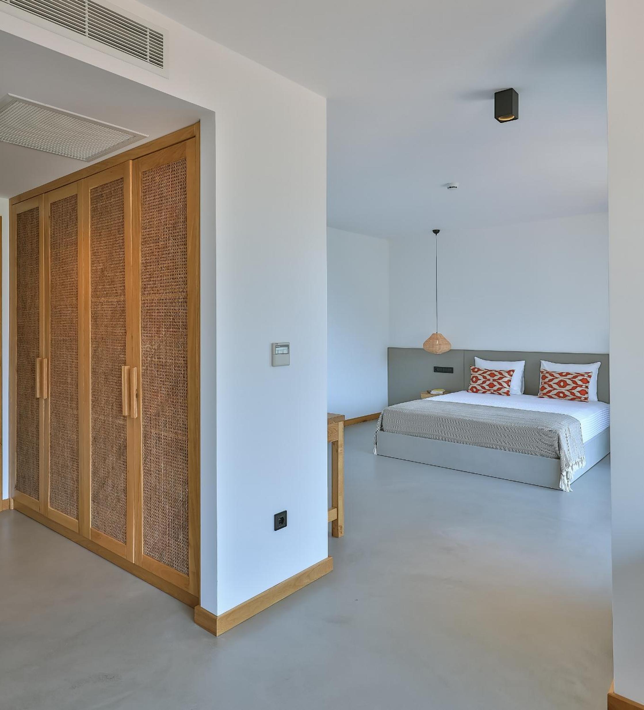 Junior Suite with Sea View - Photo 2
