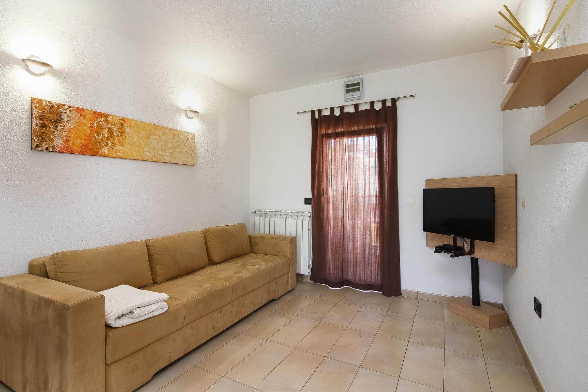 One-Bedroom Apartment