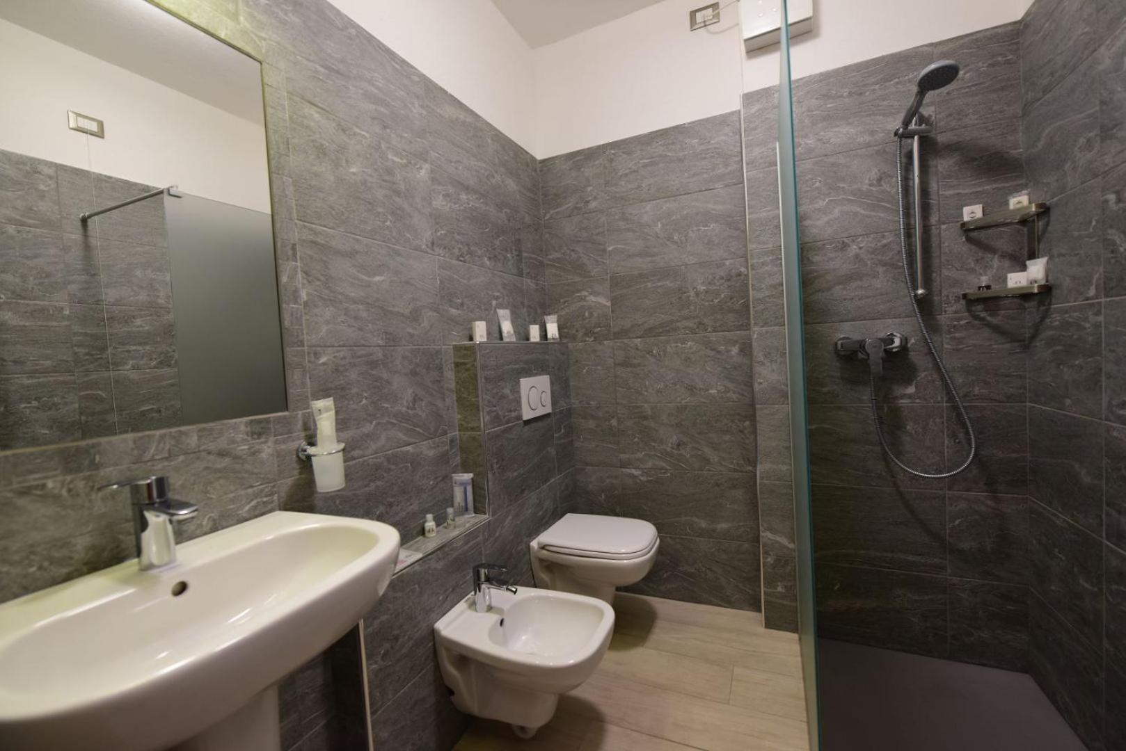 Economy Double or Twin Room photo 2