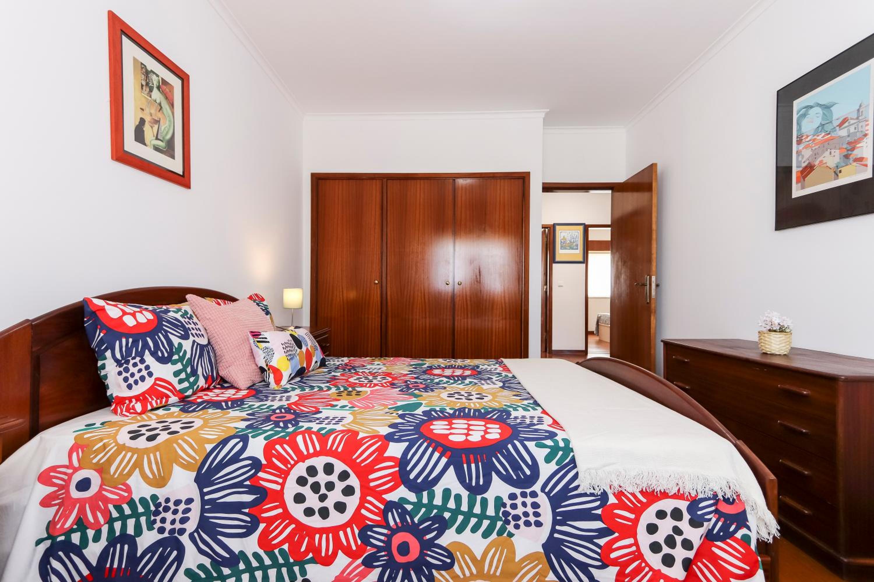Double Room with Shared Bathroom photo 3