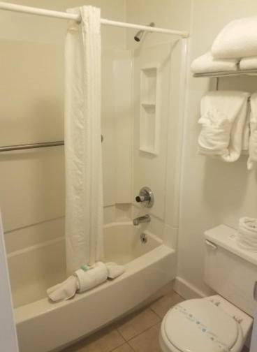 Economy Double Room - Photo 4