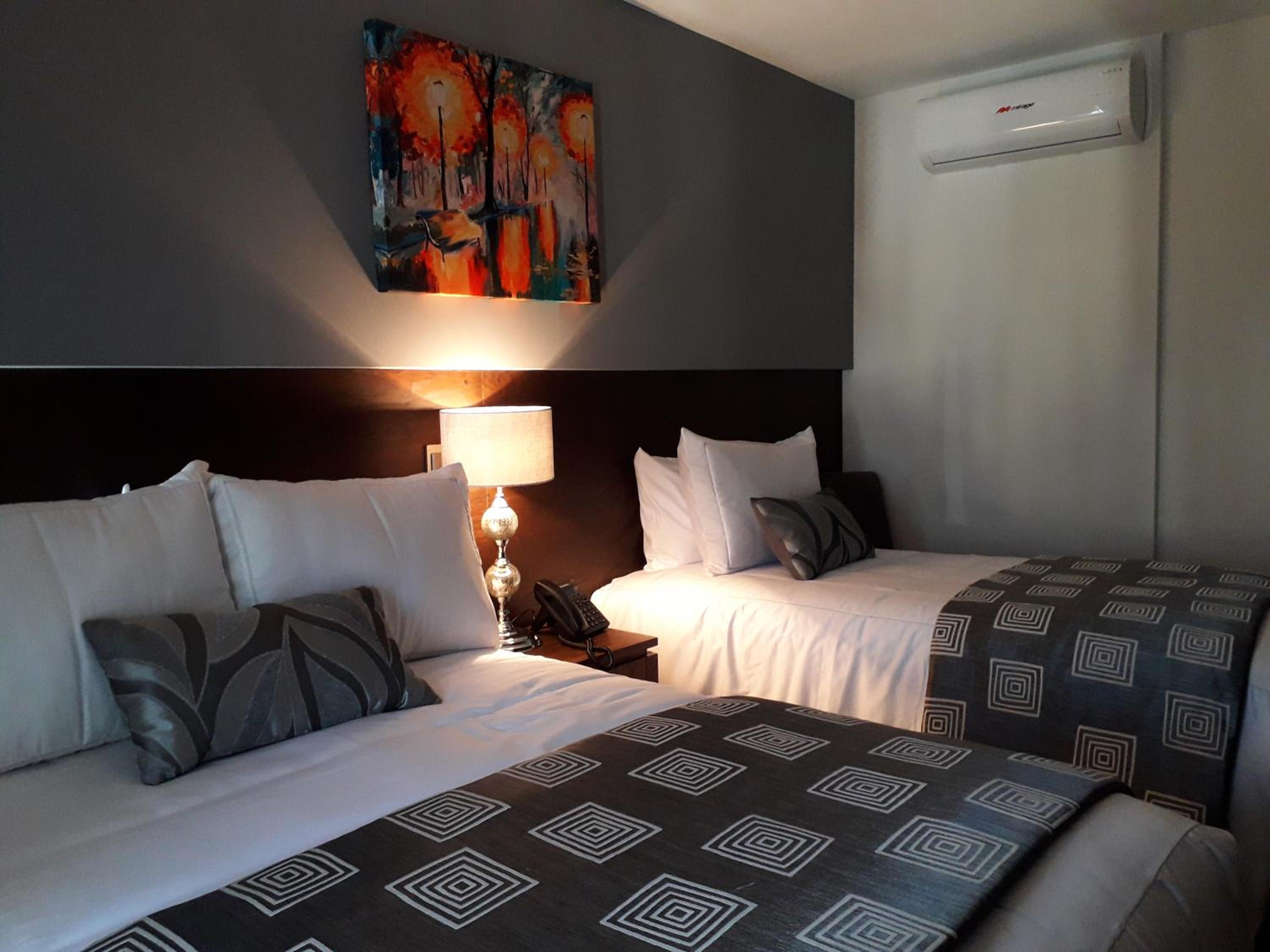 Triple Room - Photo 1