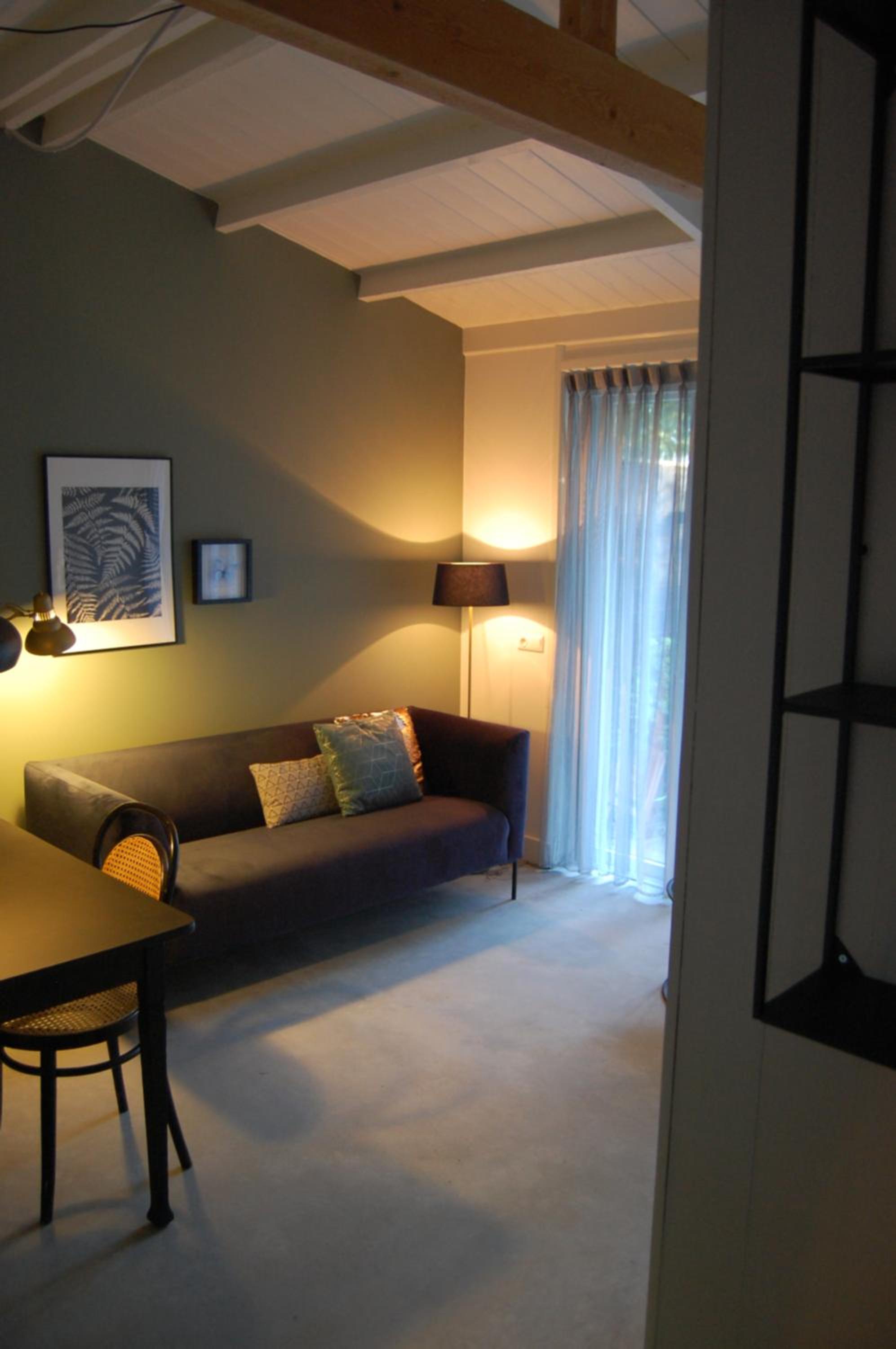 One-Bedroom House photo 1