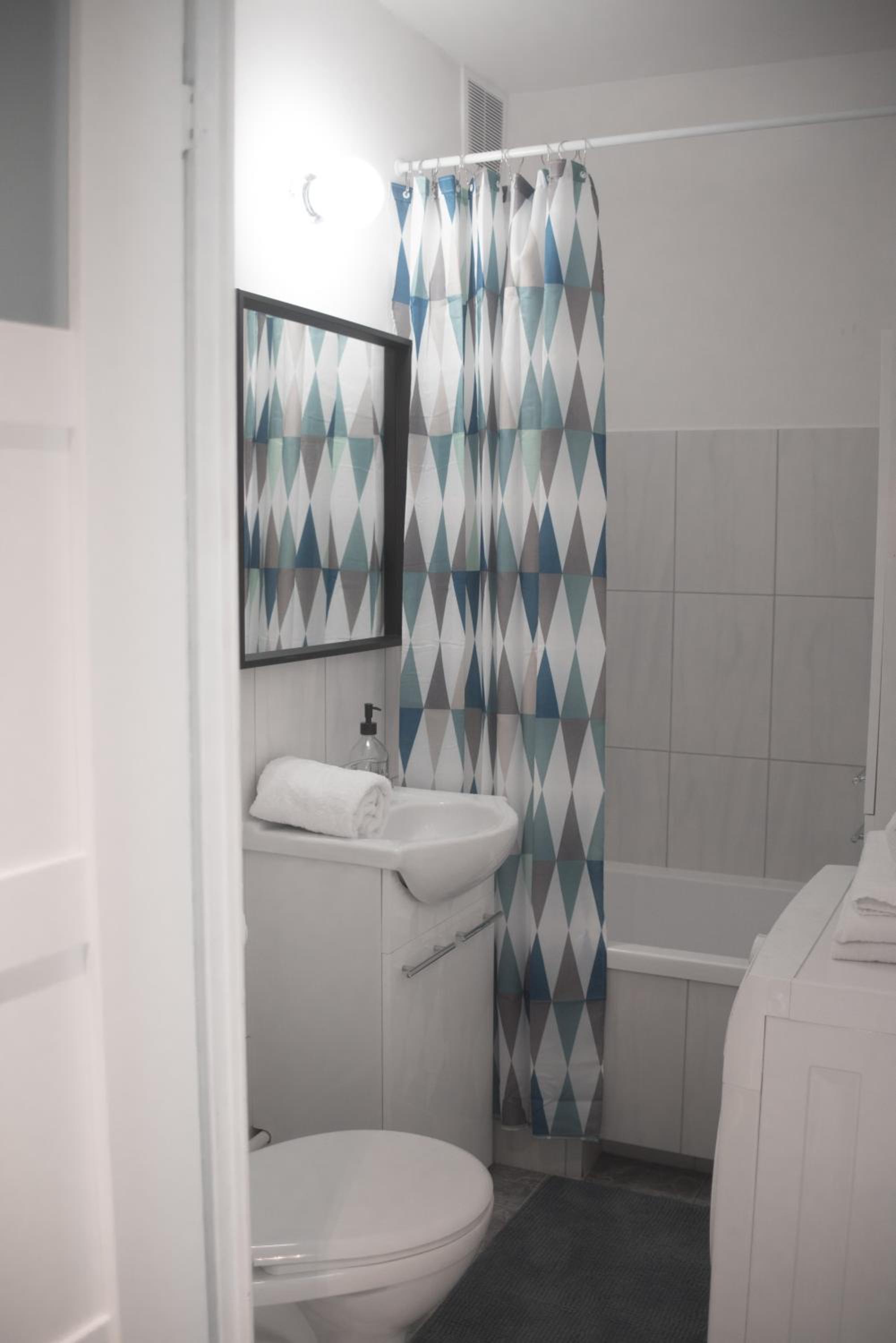 Studio Apartment - Photo 5