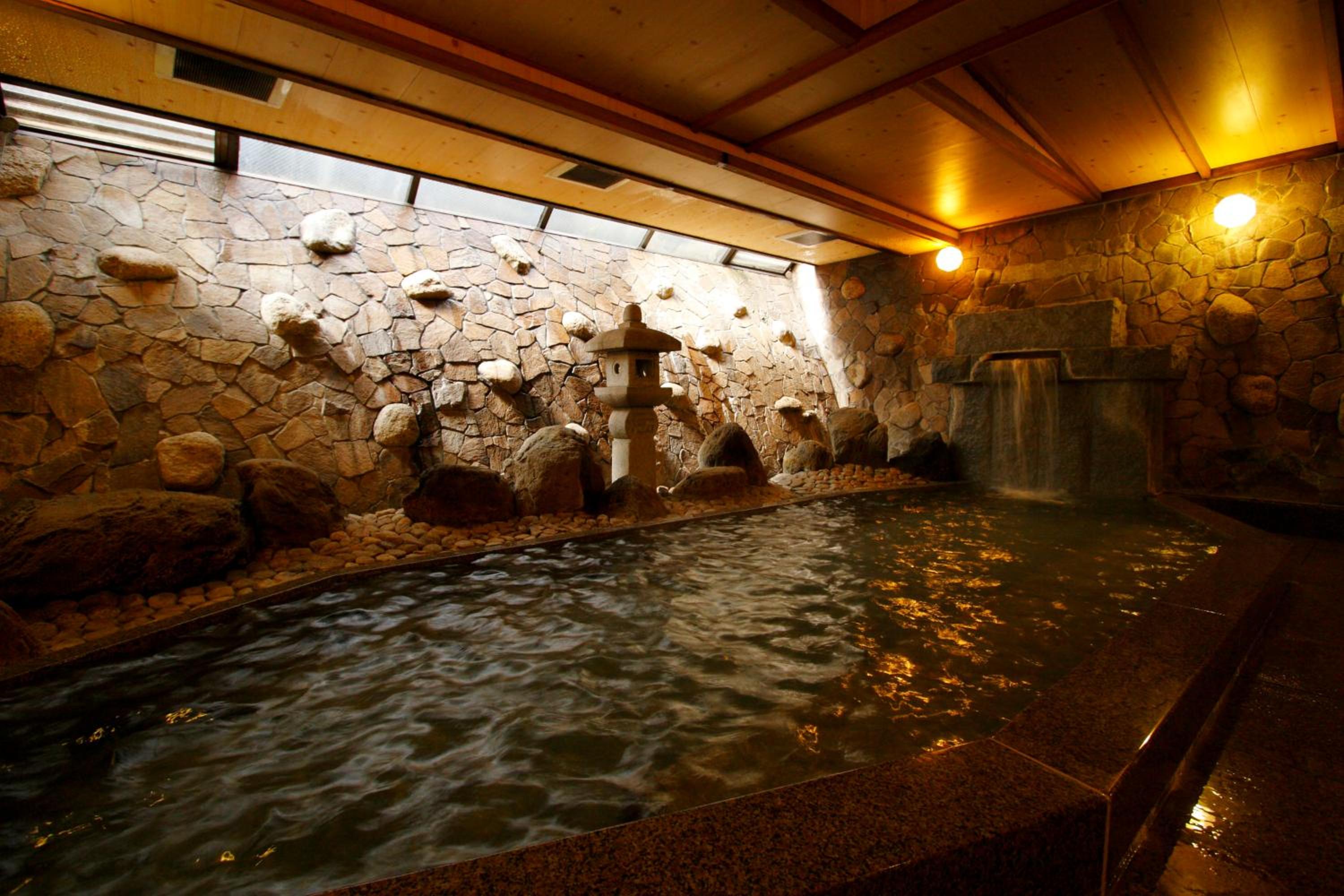 Japanese-Style with Cypress Bath Standard House photo 3