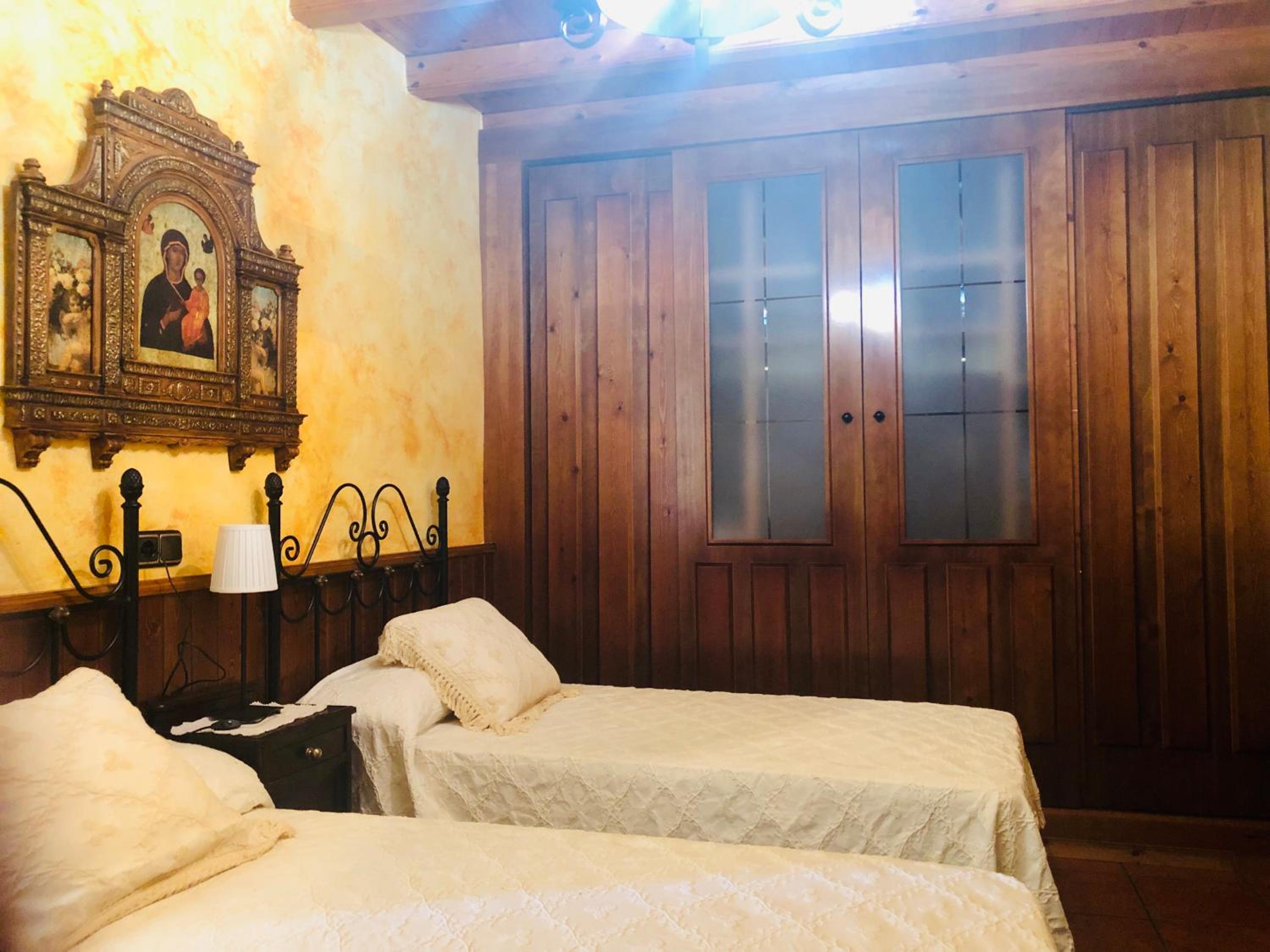 Casa adosada de tres habitaciones
