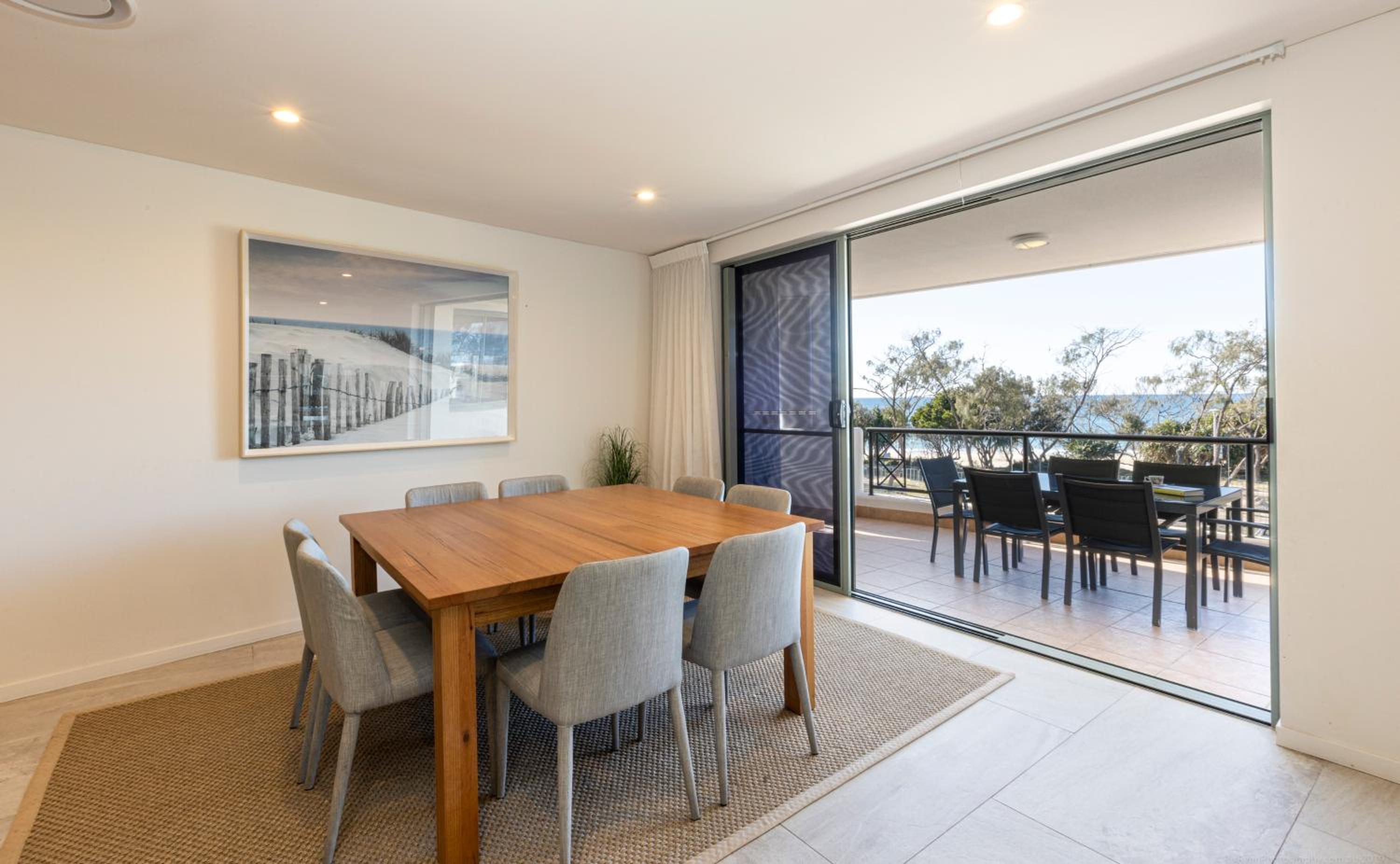 Premium Three-Bedroom Apartment with Ocean View (Apt 14), photo 6
