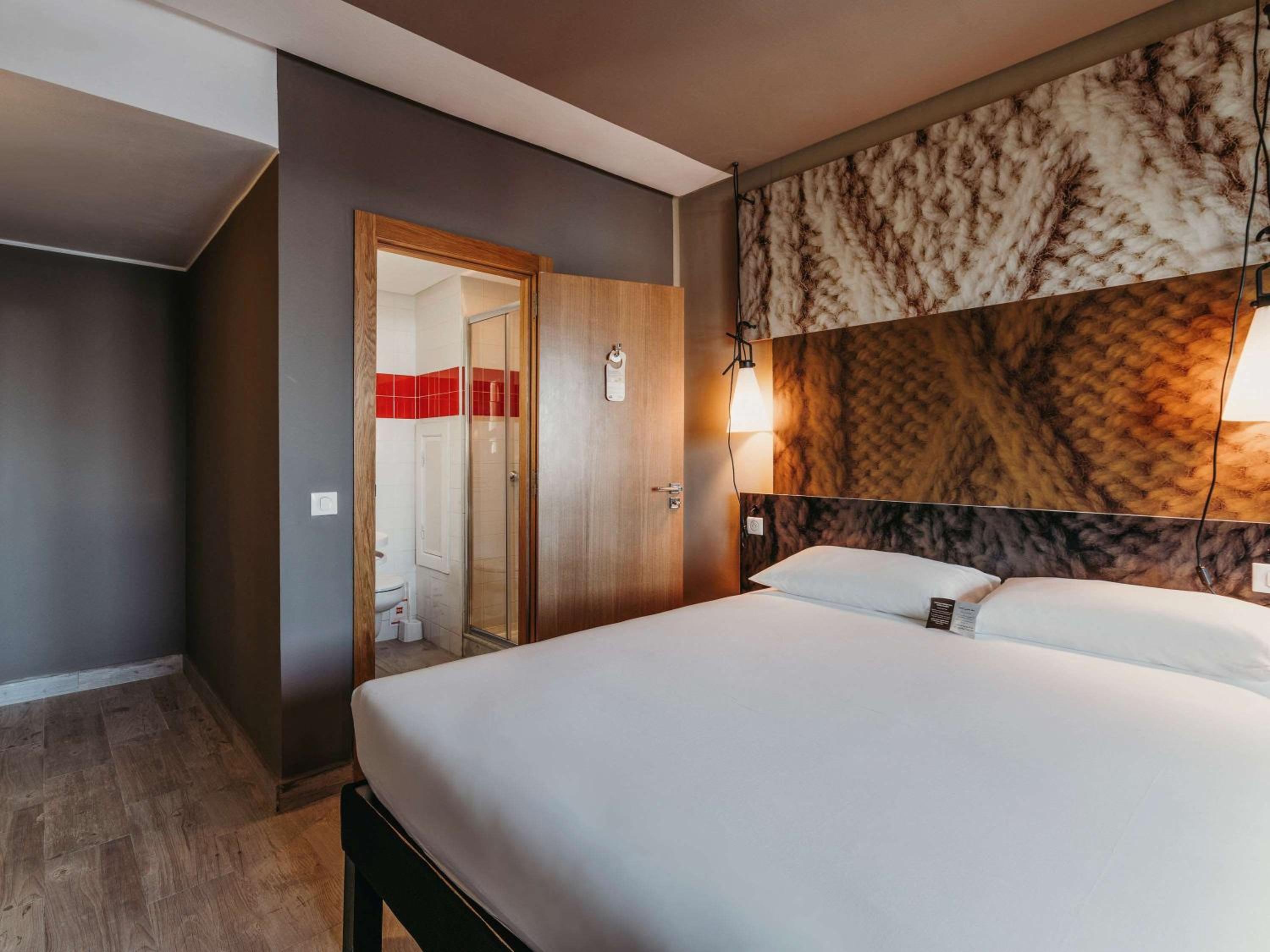 Double Sweet Room
