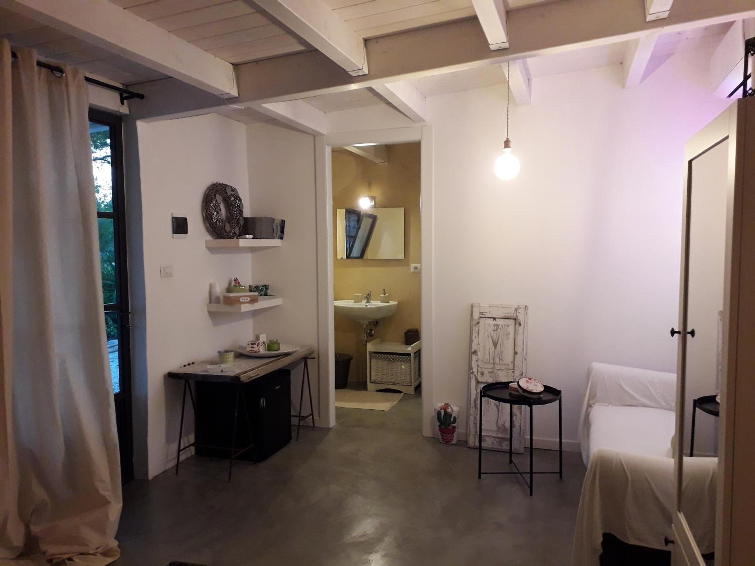 Double Room with Patio photo 2