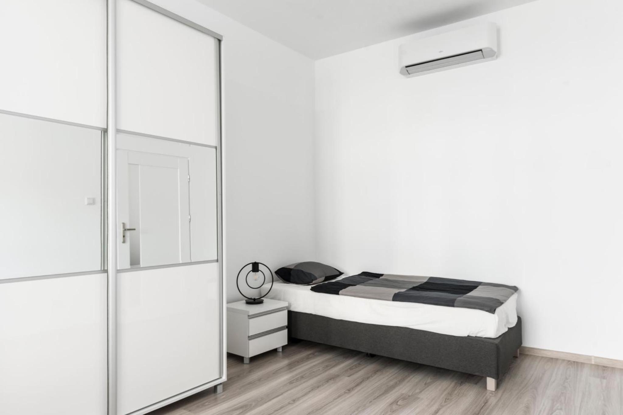 Three-Bedroom Apartment - Photo 14