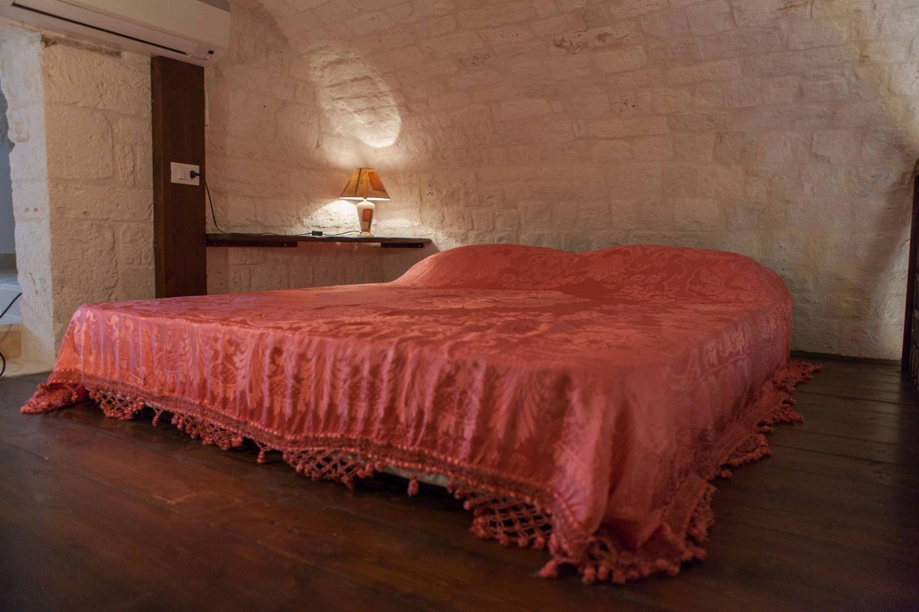 Three-Bedroom Apartment - Split Level - Photo 7
