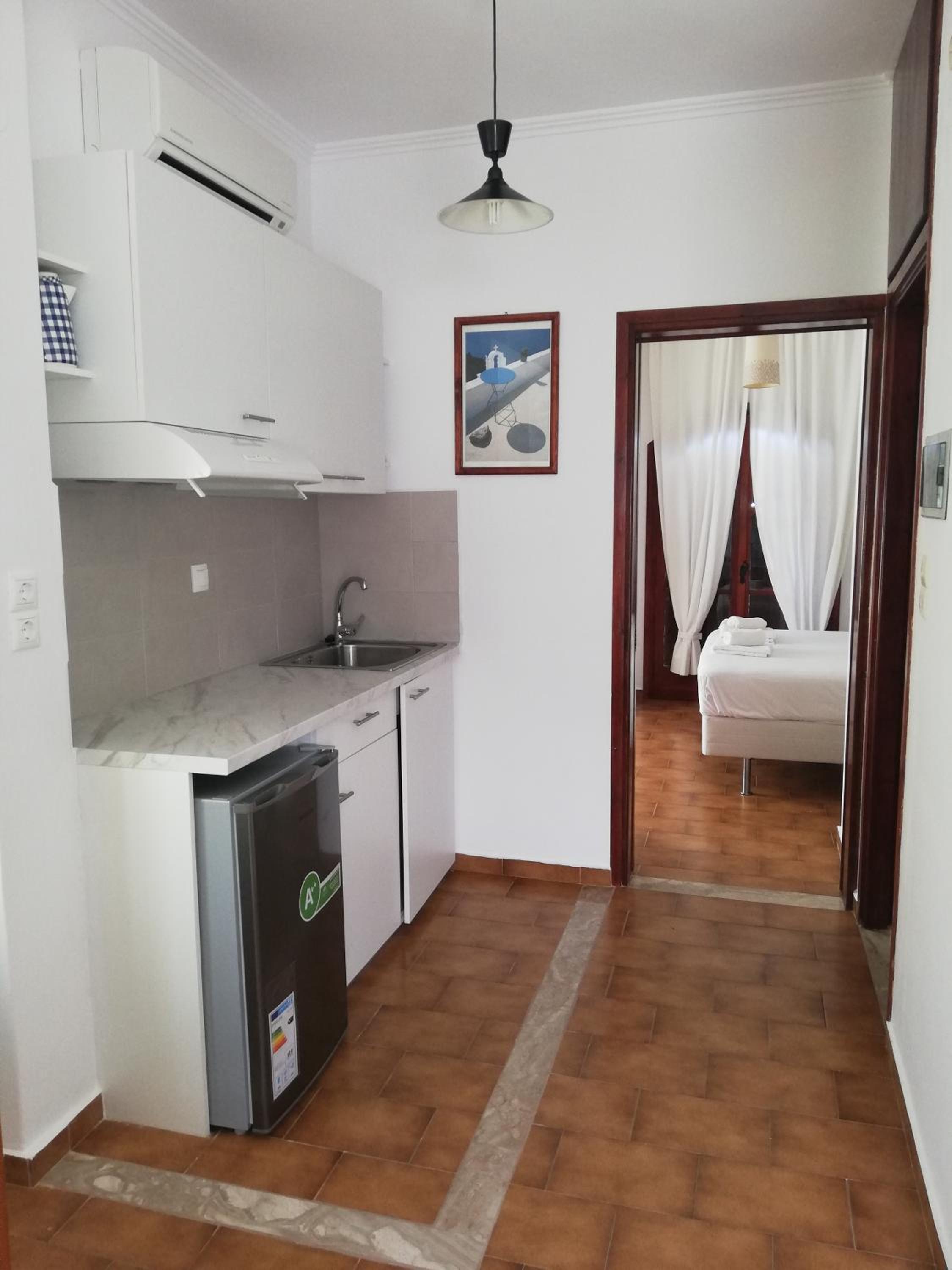 Apartment with Balcony photo 3