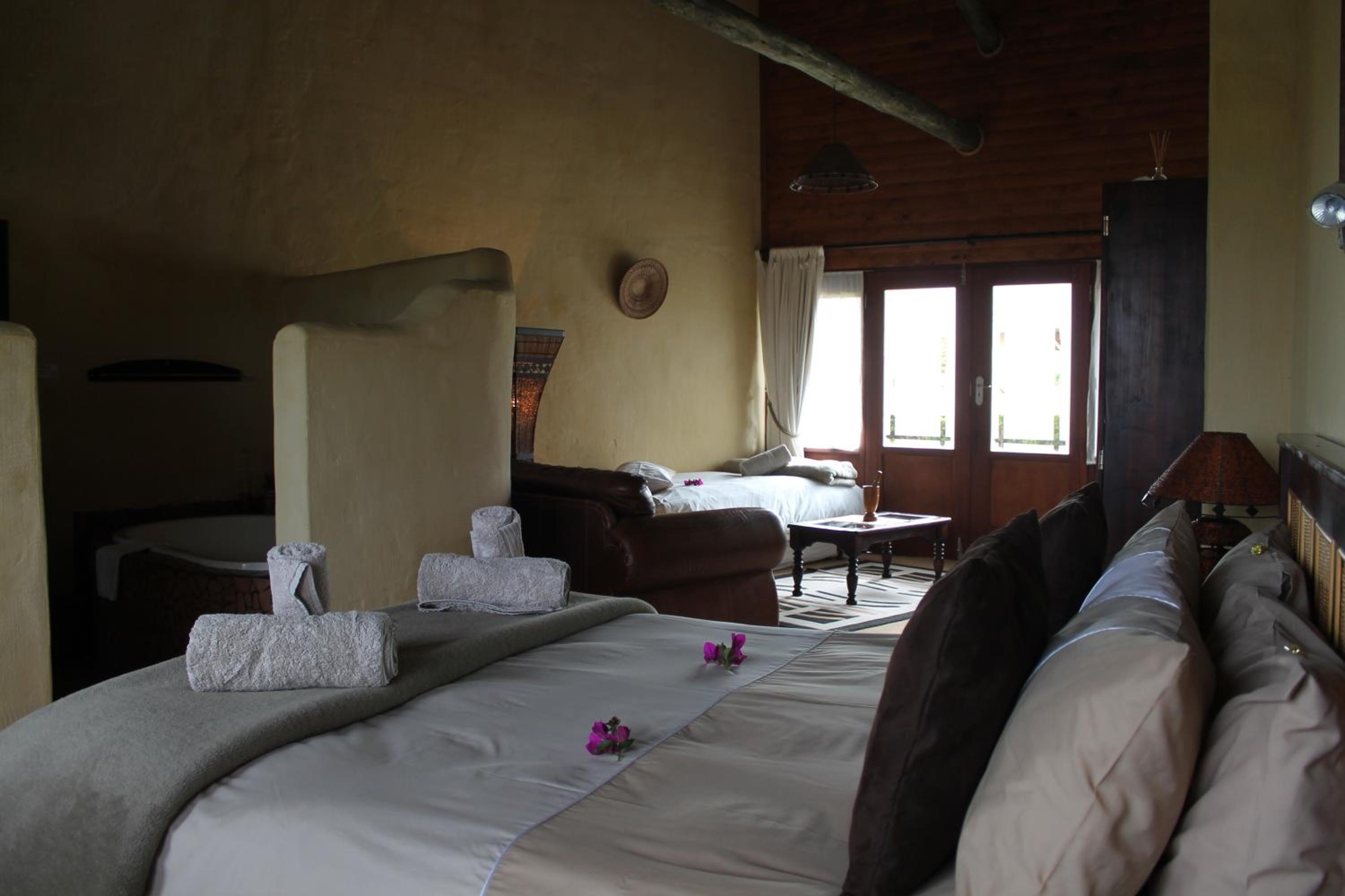 Family Room - Photo 6
