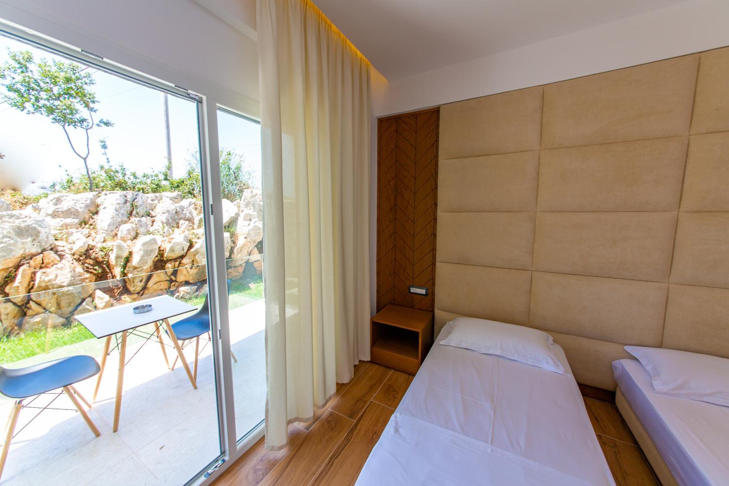 Double or Twin Room with Balcony photo 1