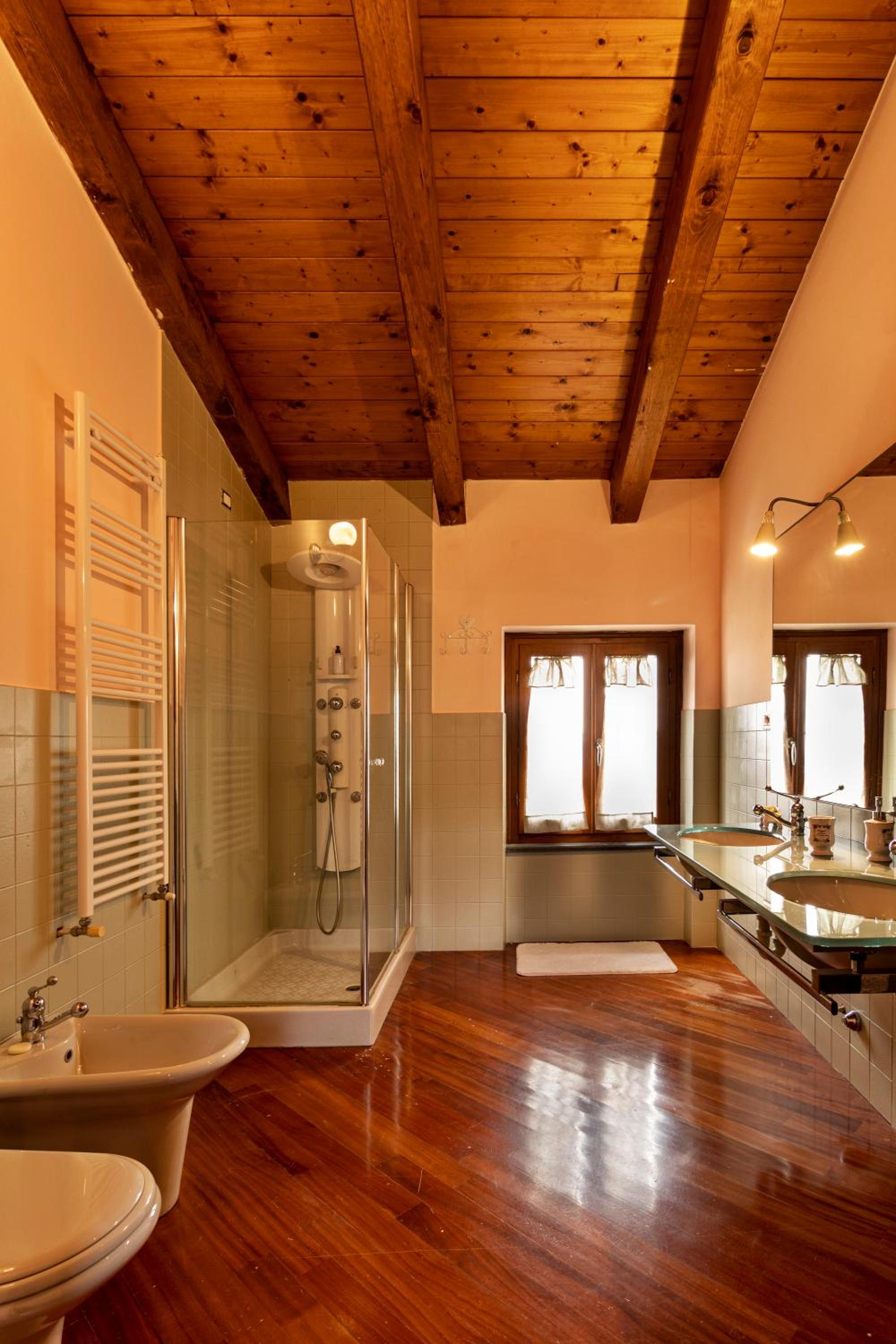 Two-Bedroom Suite - Photo 5
