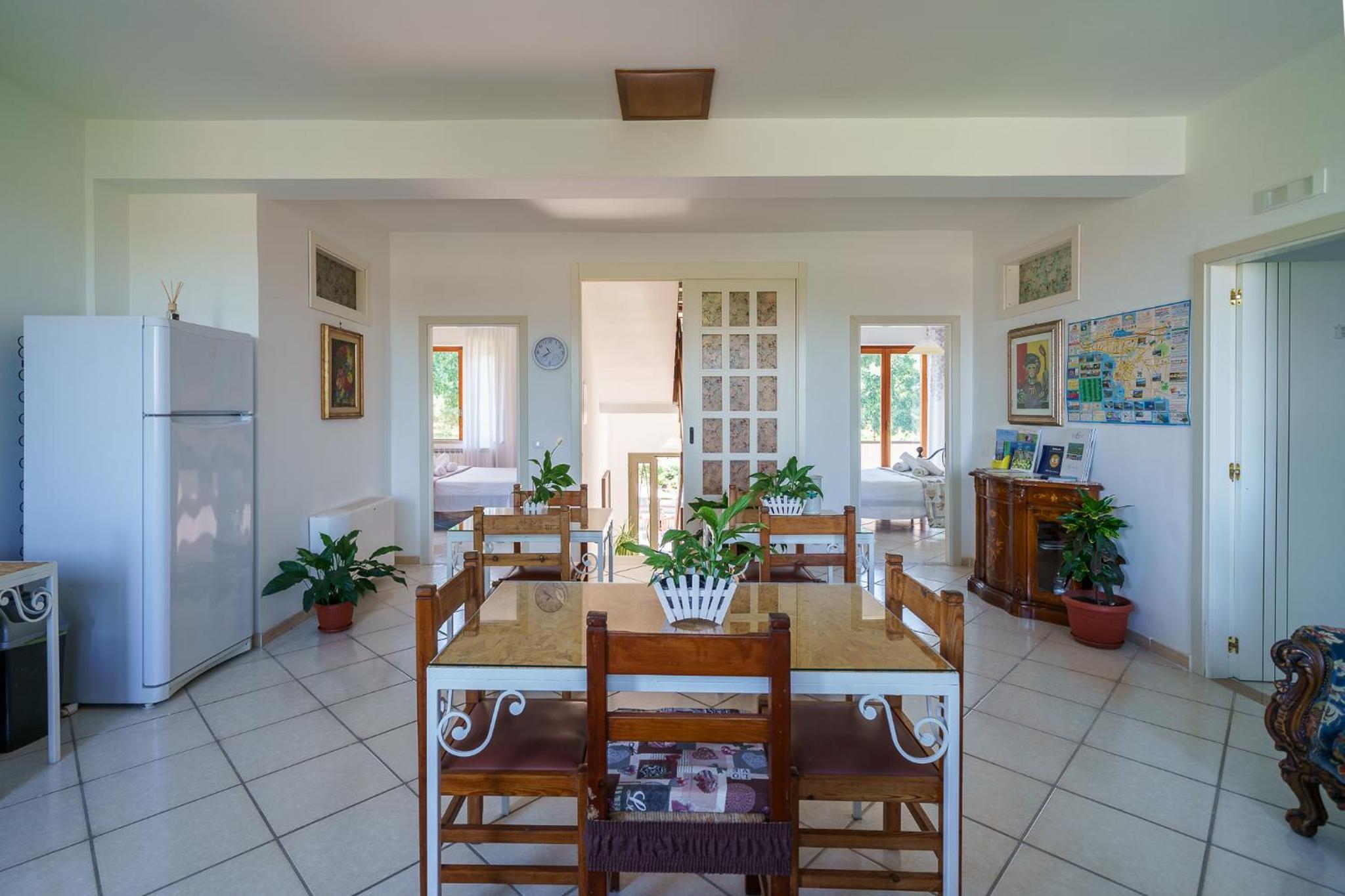 Standard Triple Room - Photo 6