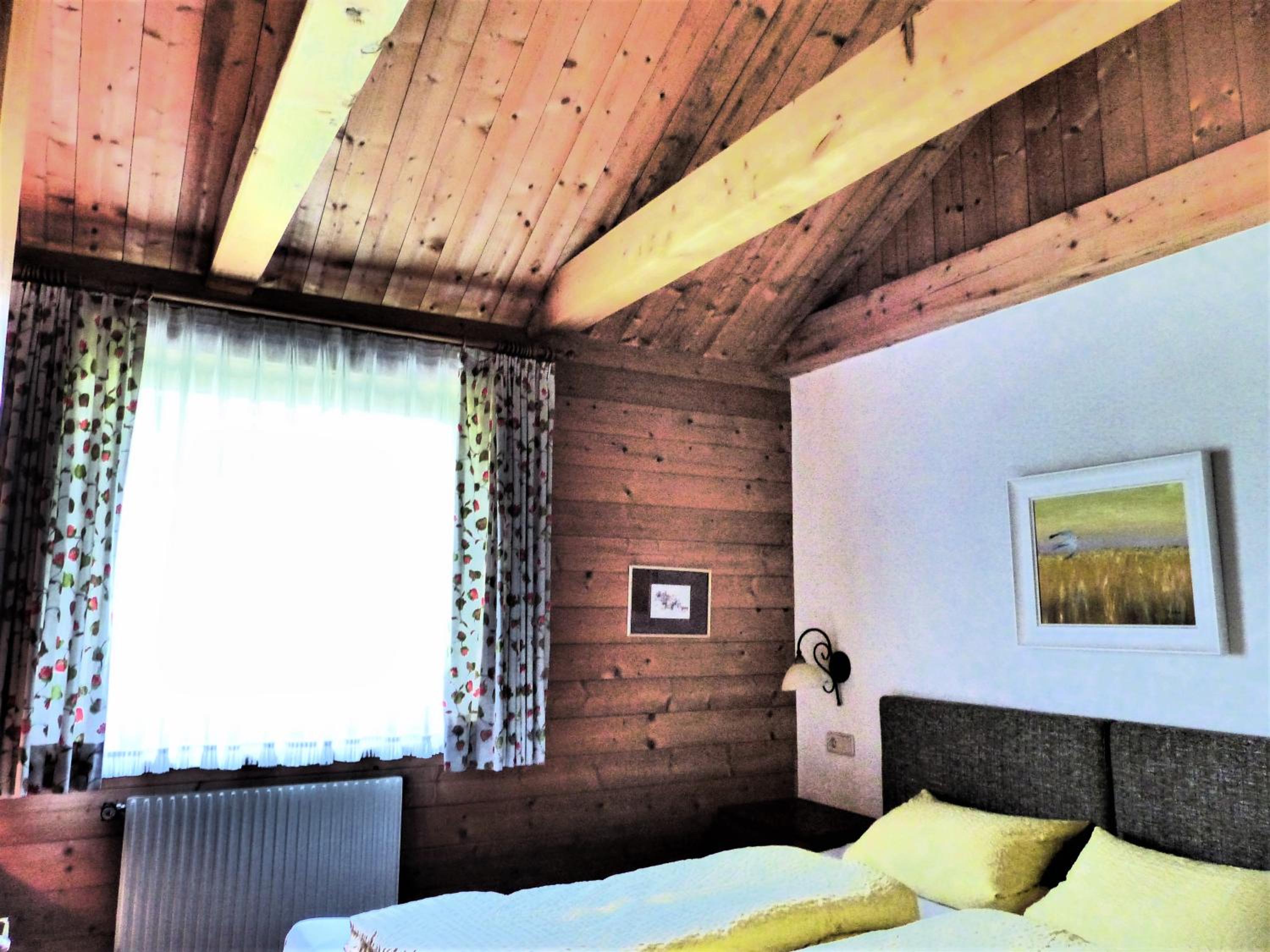 Two-Bedroom Apartment with Balcony photo 2