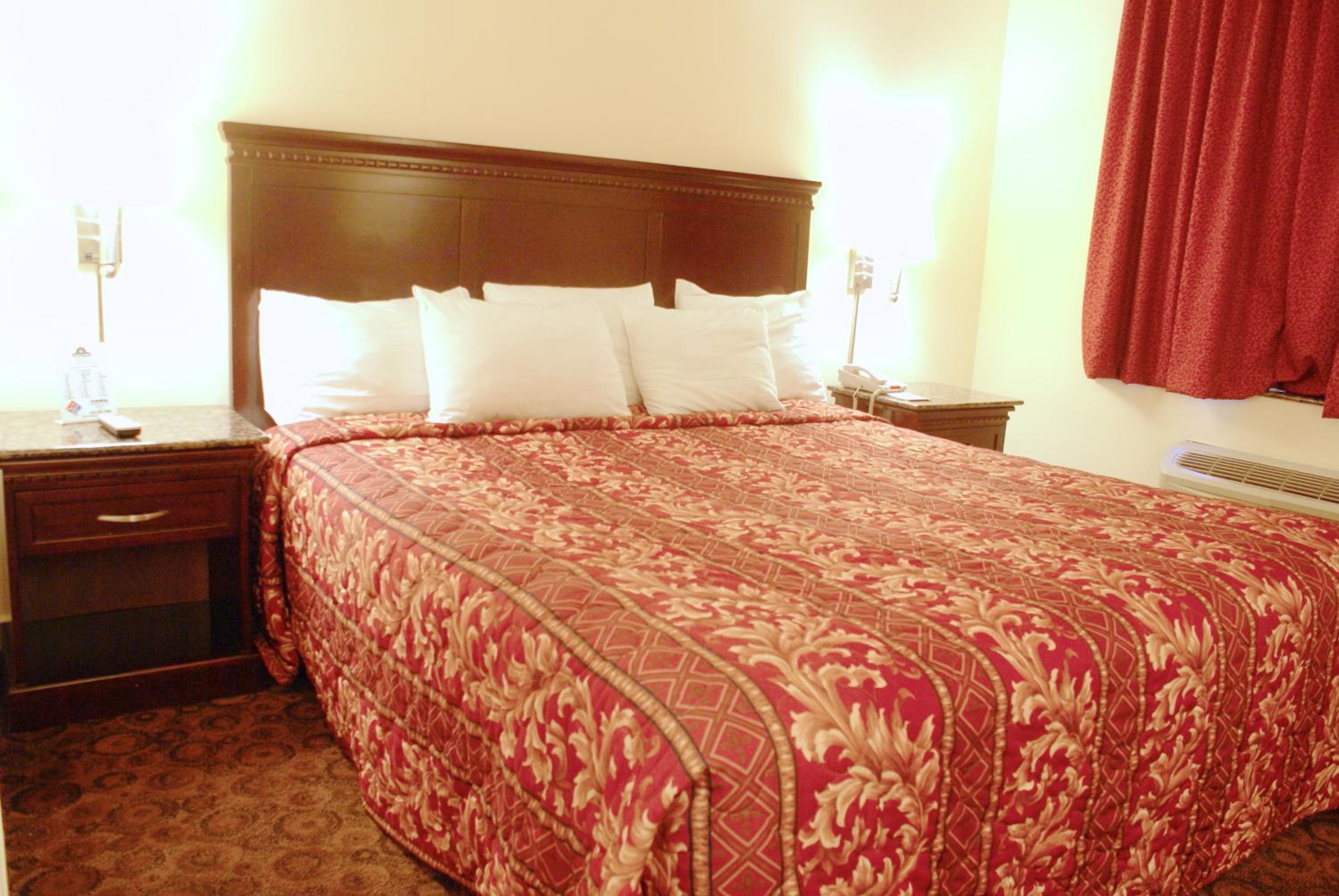 King Room - Non-Smoking - Photo 6