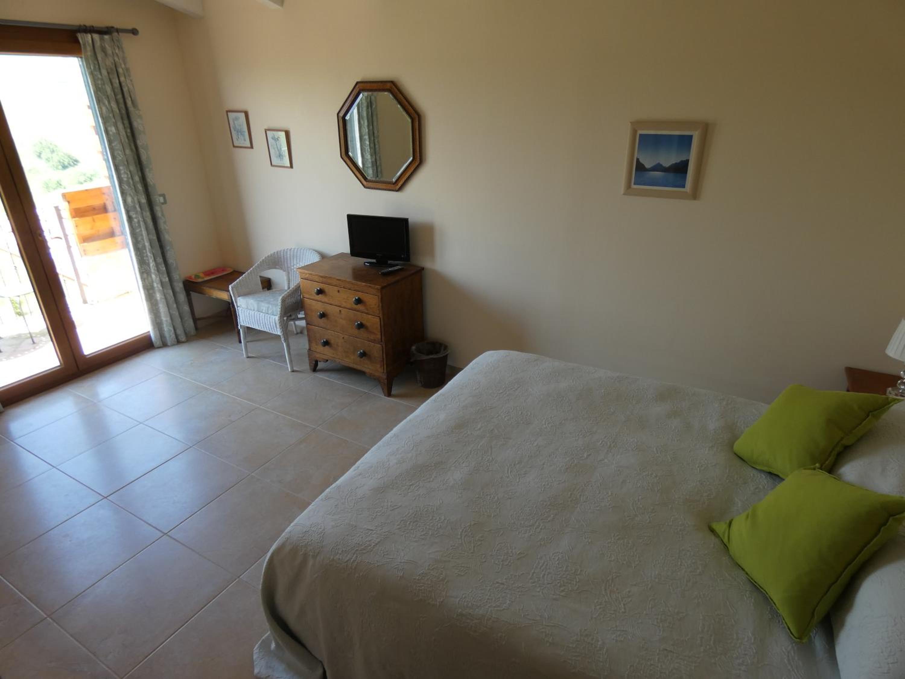 Double Room With Balcony photo 3