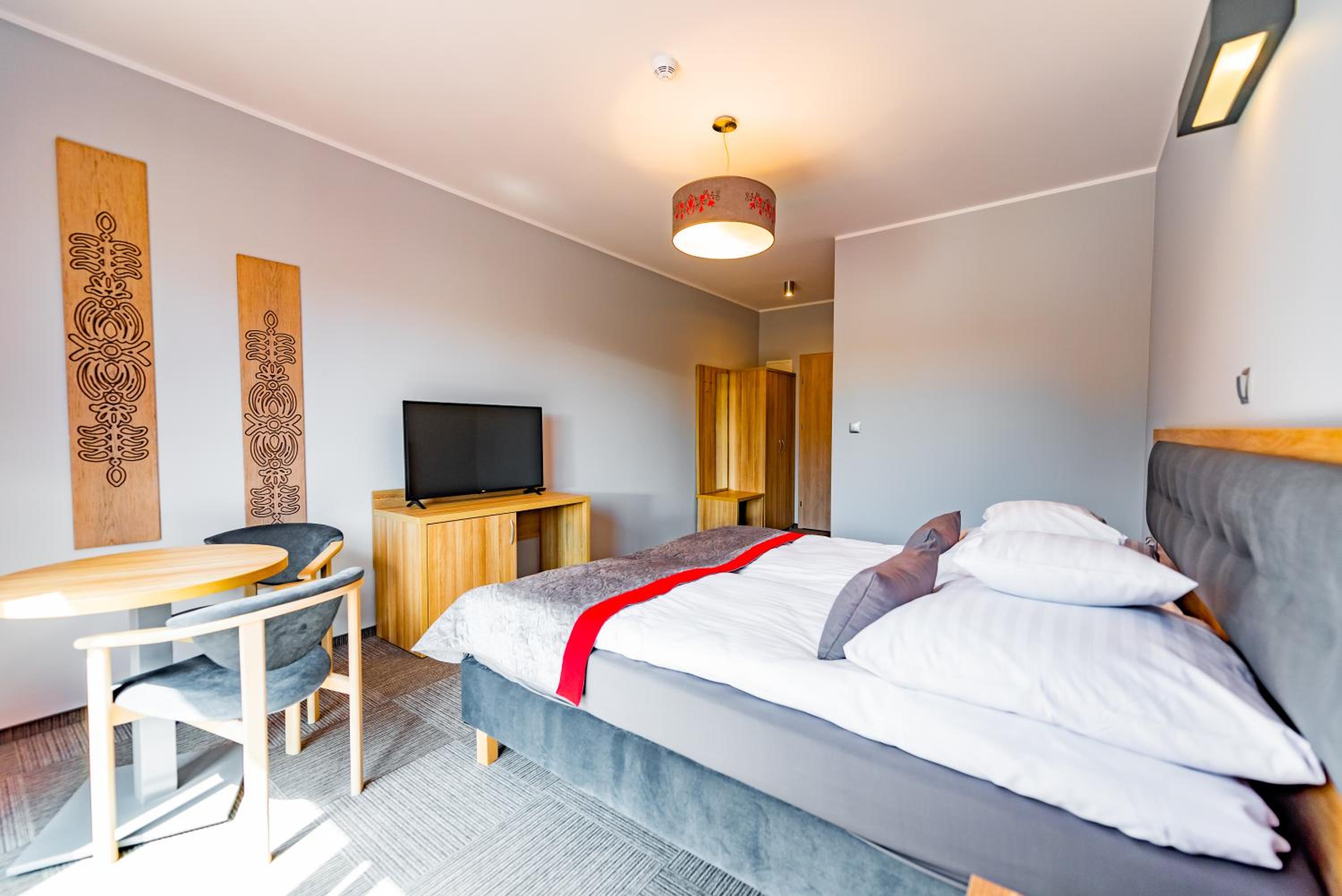 Deluxe Double Room With Balcony - Photo 3