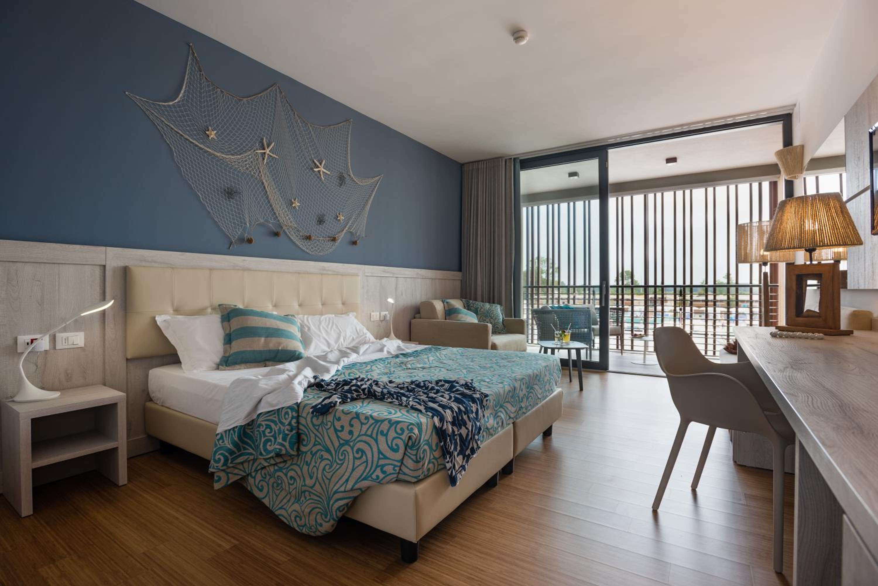 Double Room with Pool View photo 1