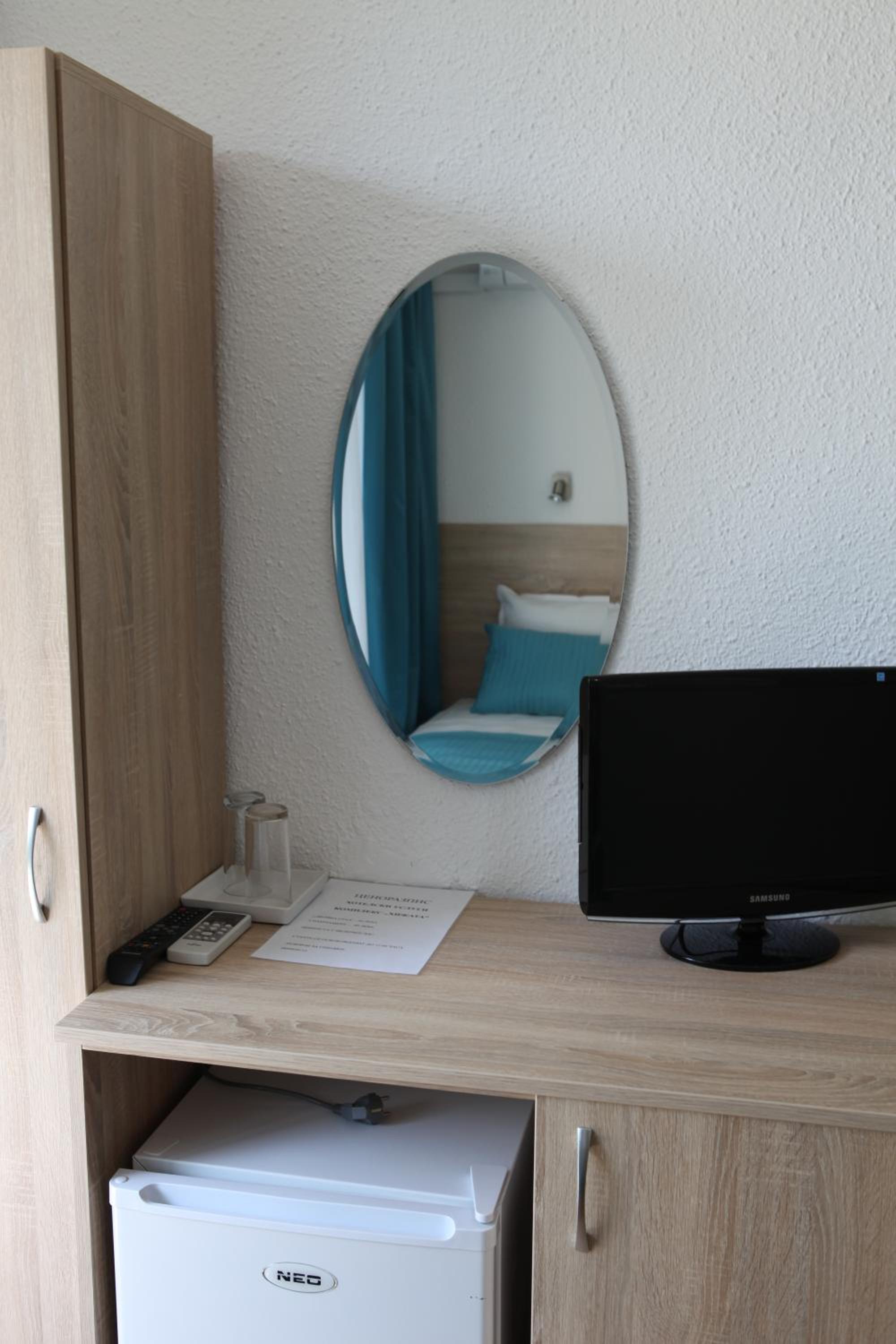 Twin Room with Mountain View photo 2