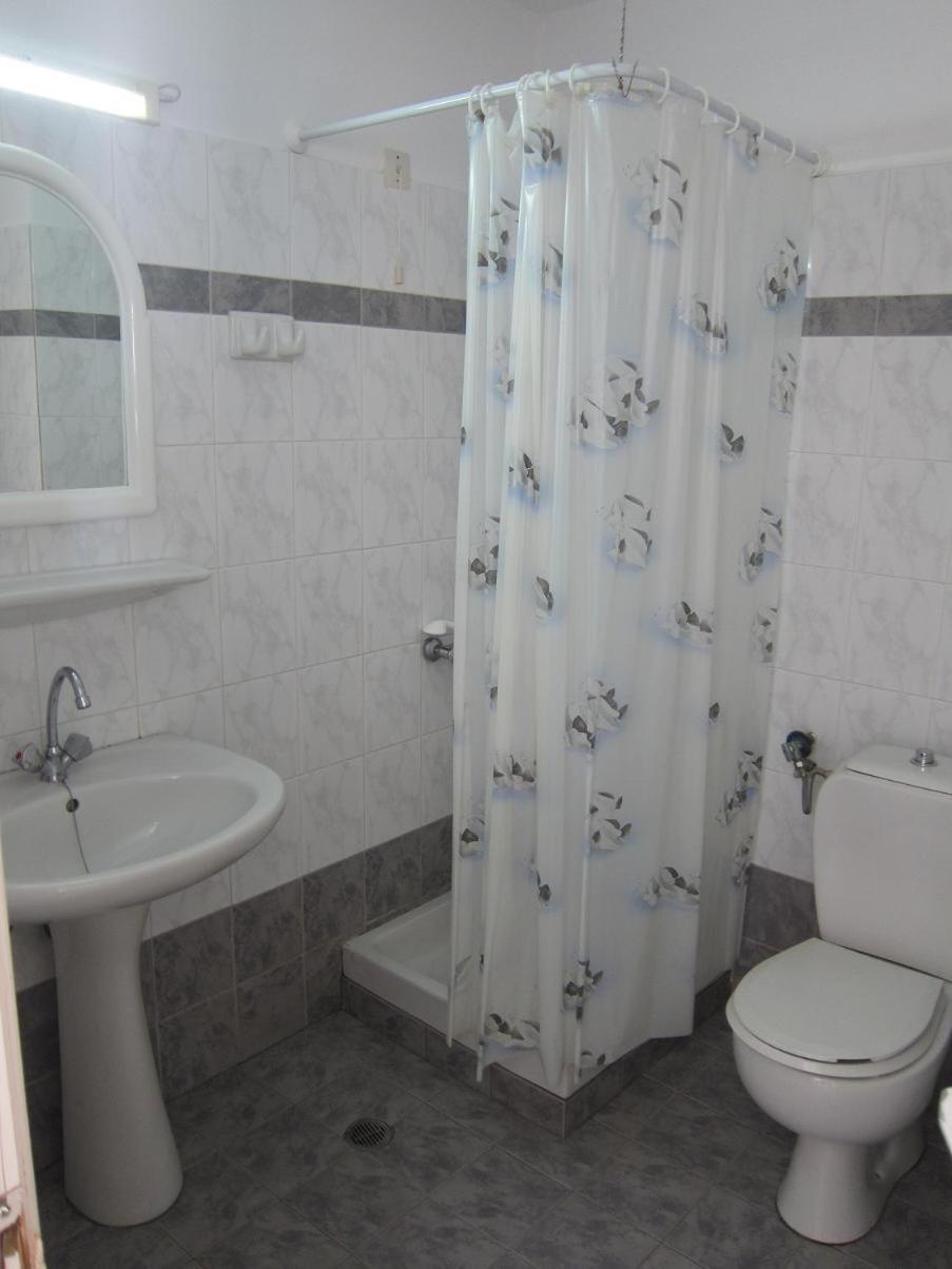 Studio Apartment with Sea View photo 2
