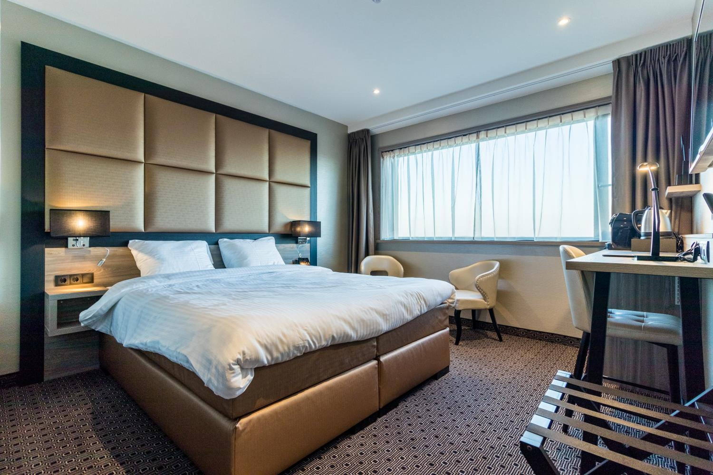 Standard Double Room - Photo 5