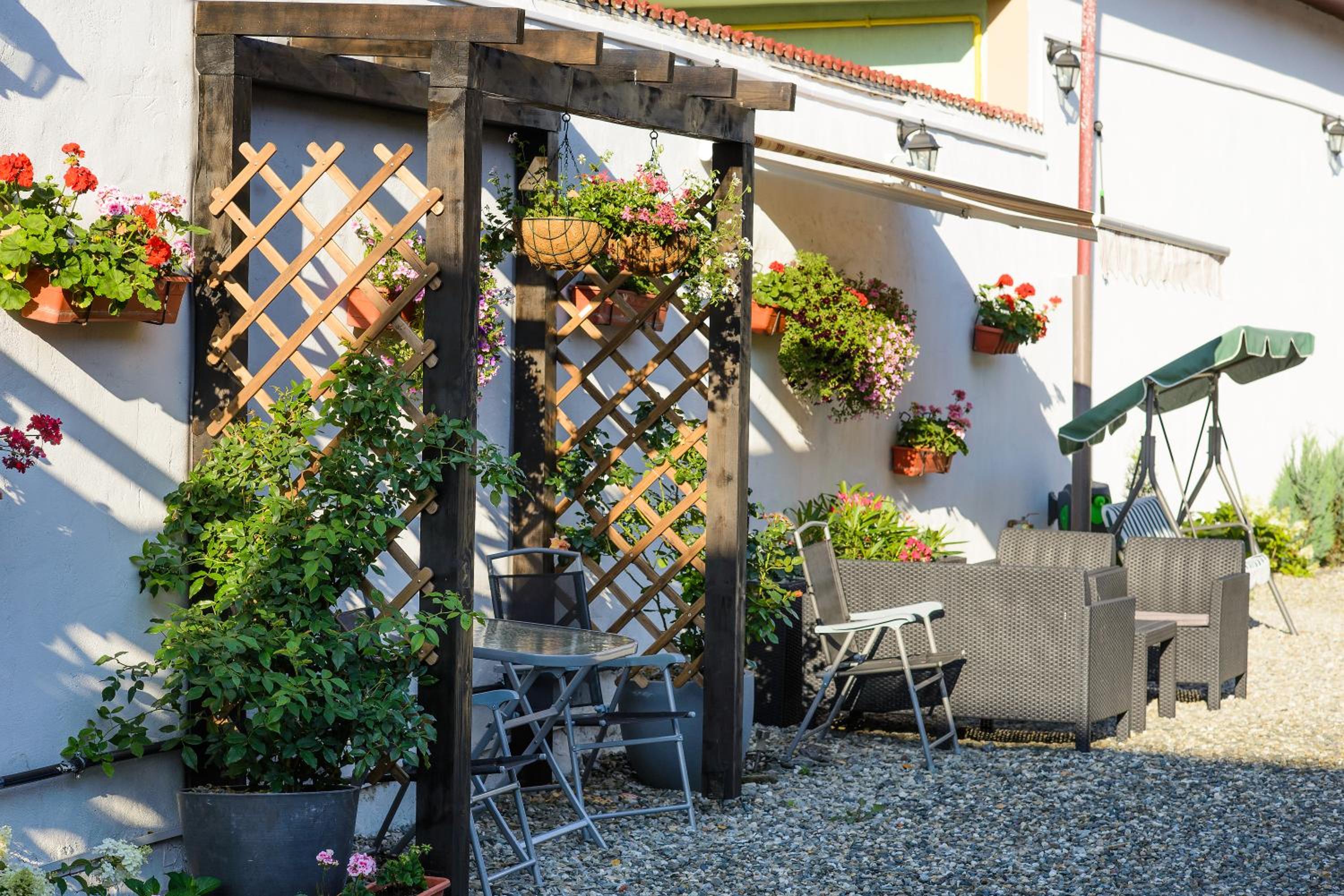 Double Room with Private Bathroom - Photo 3