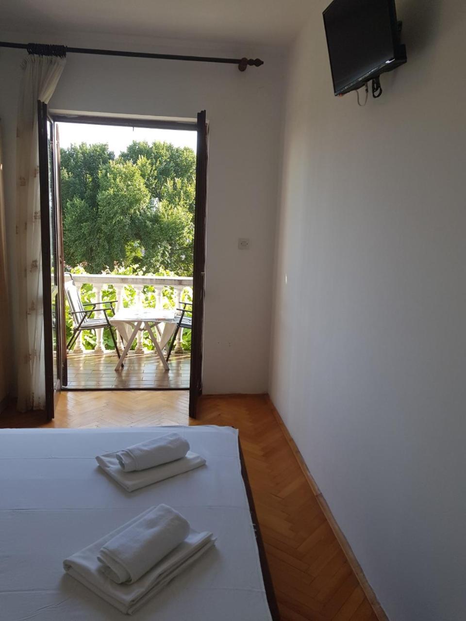 Double Room with Shared Bathroom