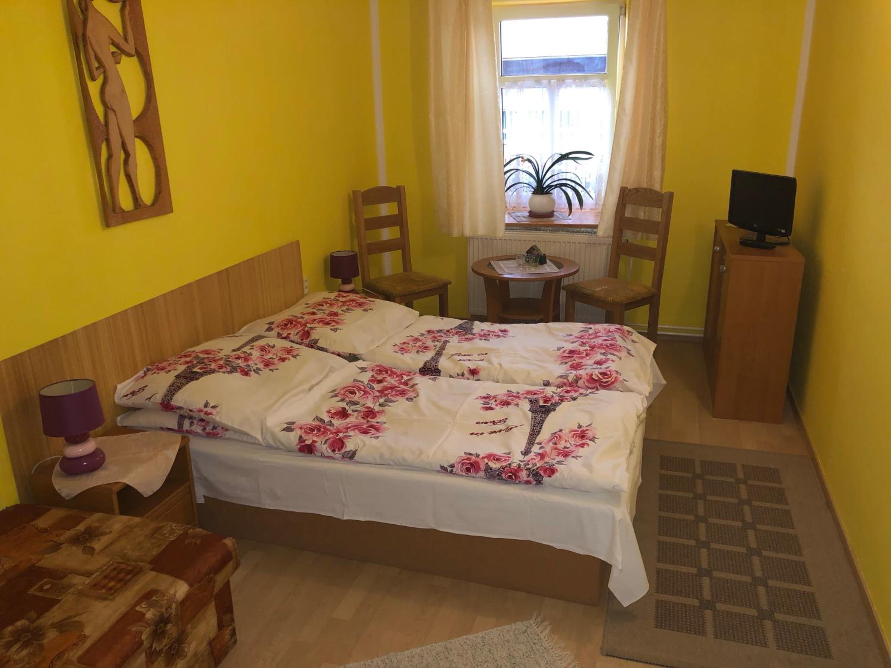 Classic Triple Room photo 1
