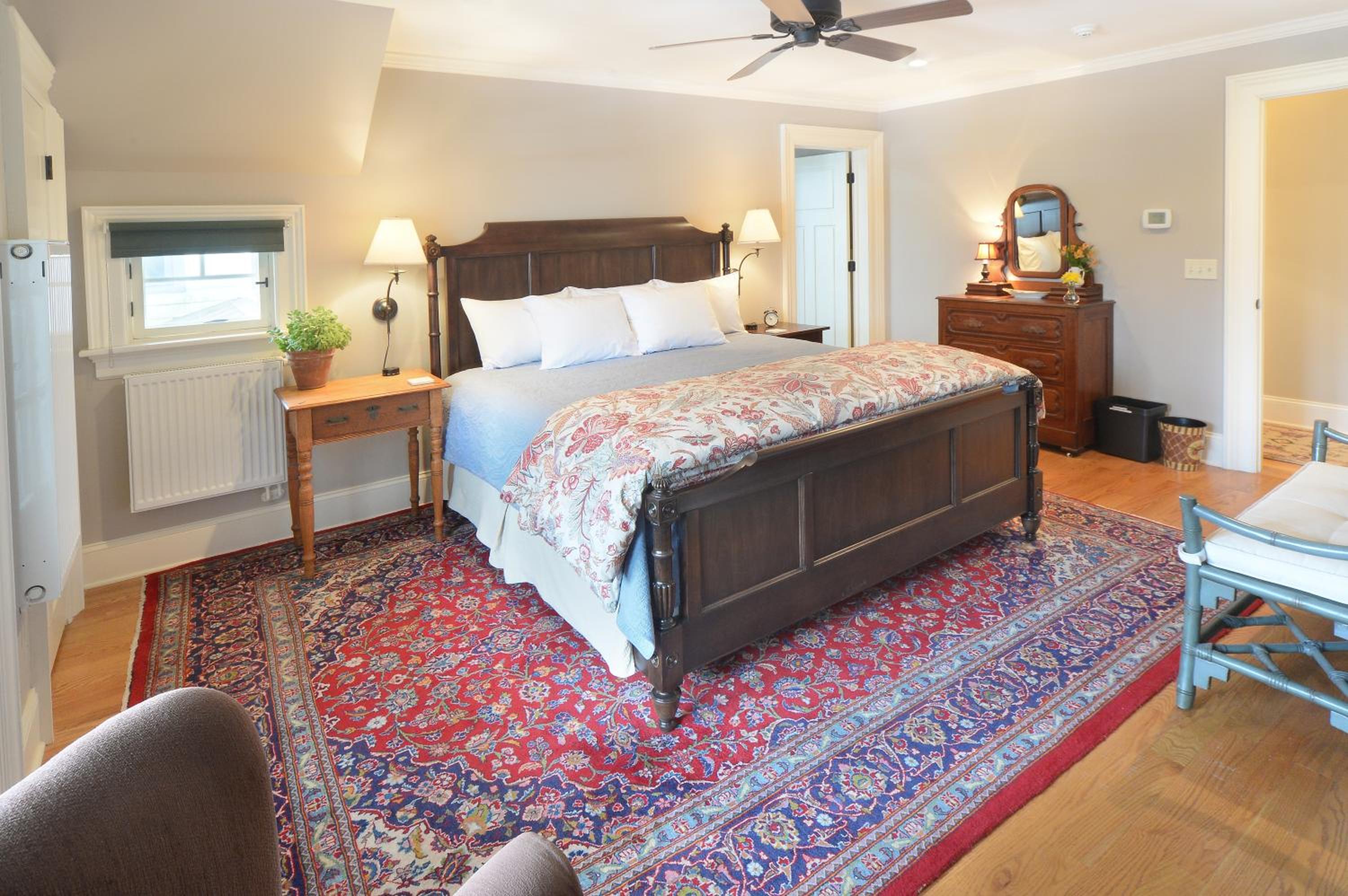 King Room with Balcony