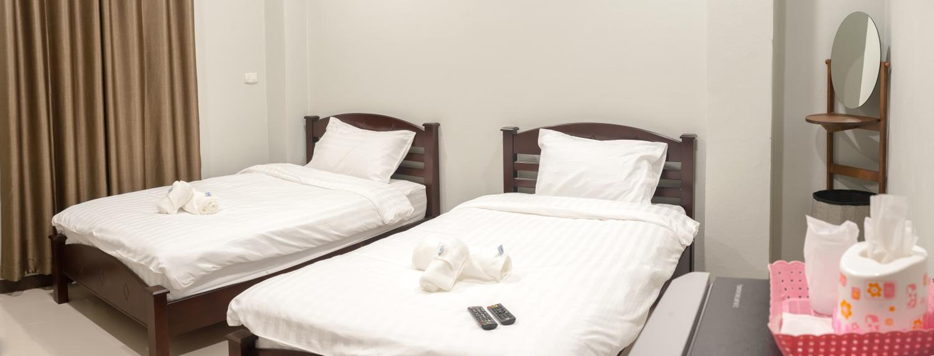 Superior Twin Room - Photo 2