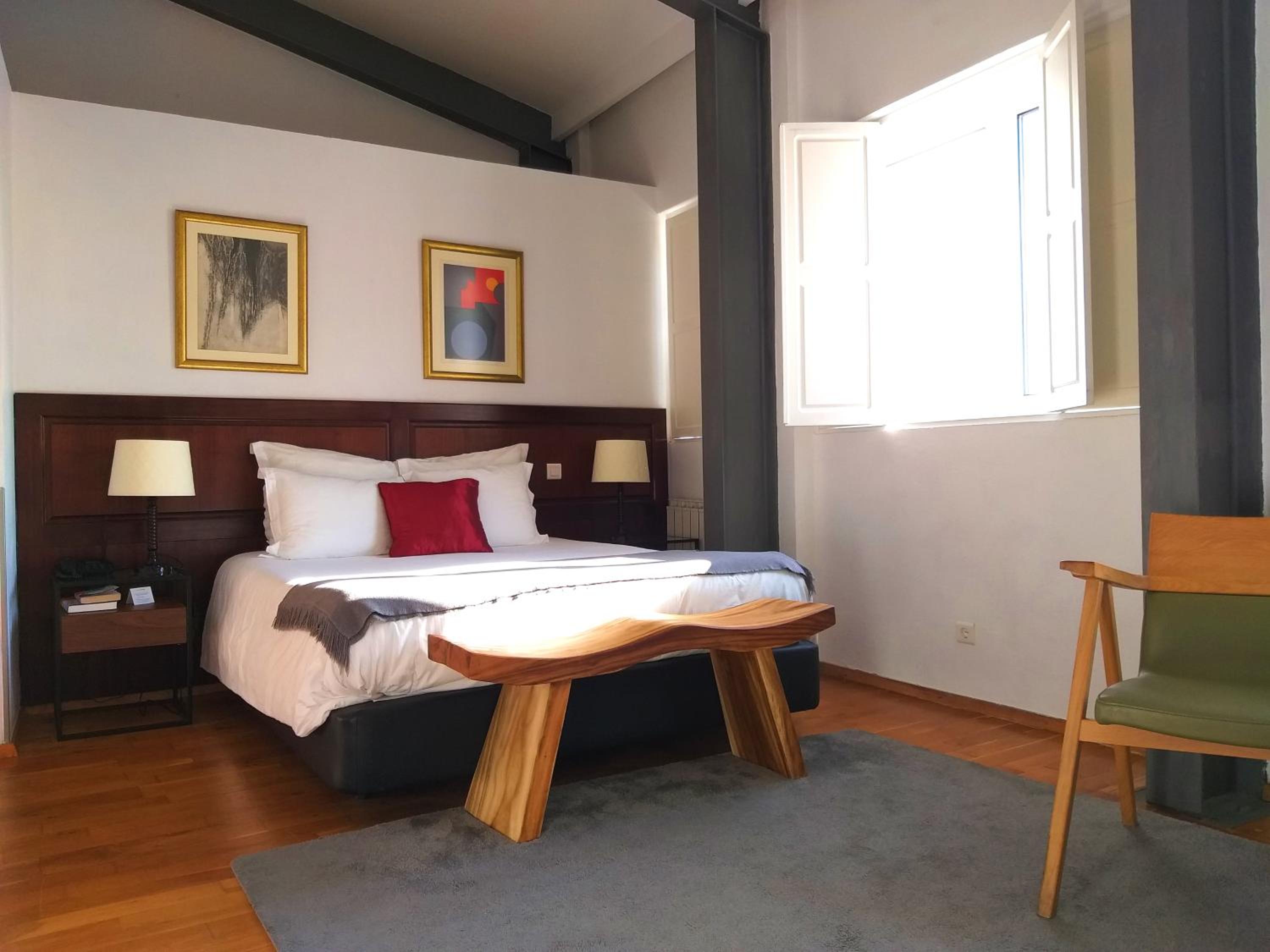 Superior Double Room with River View - Photo 1