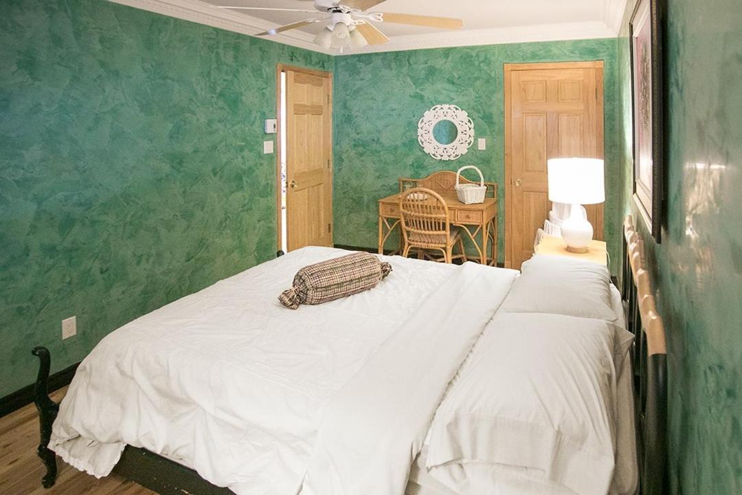 Double Room with Private Bathroom photo 1