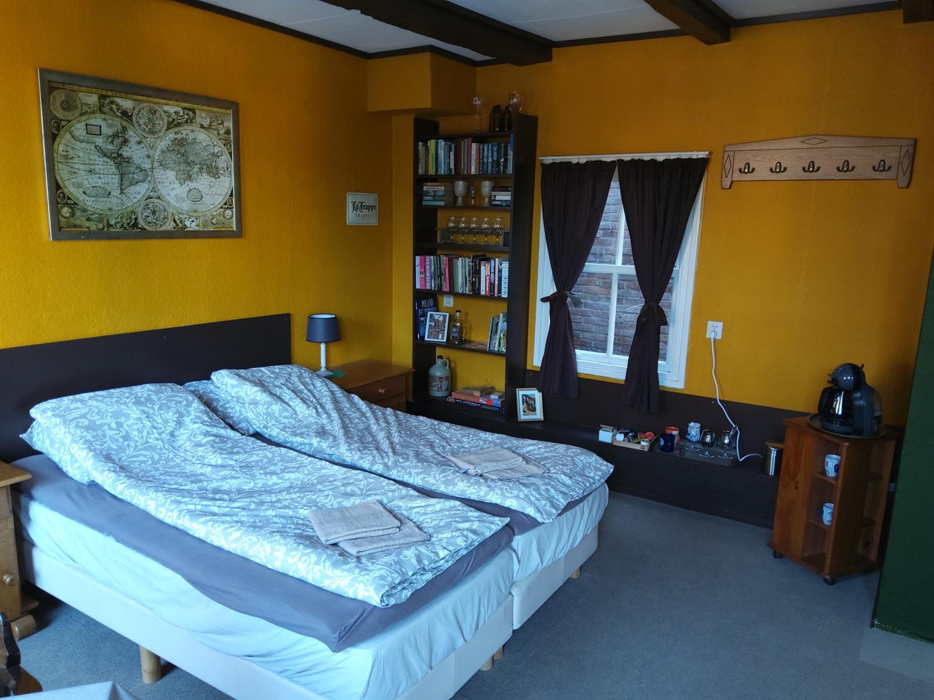 Double Room with Private Bathroom photo 3