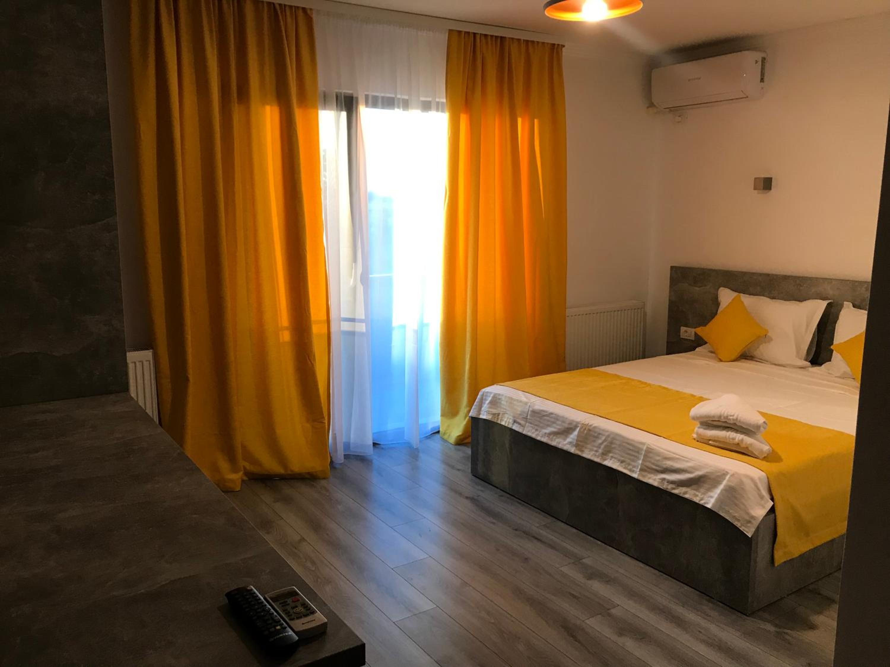 Double Room with Terrace - Photo 15