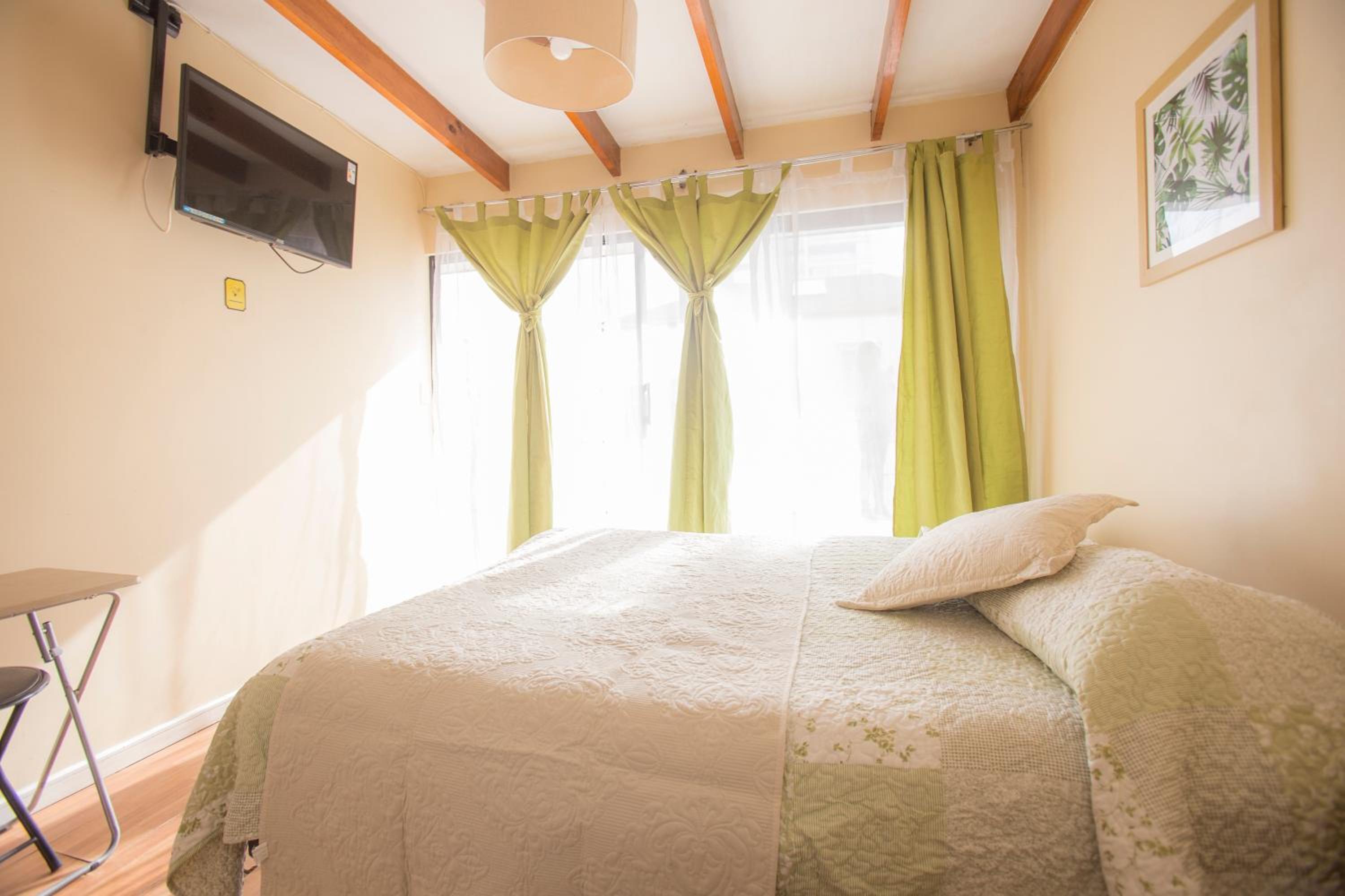 Double Room with Private Bathroom photo 1