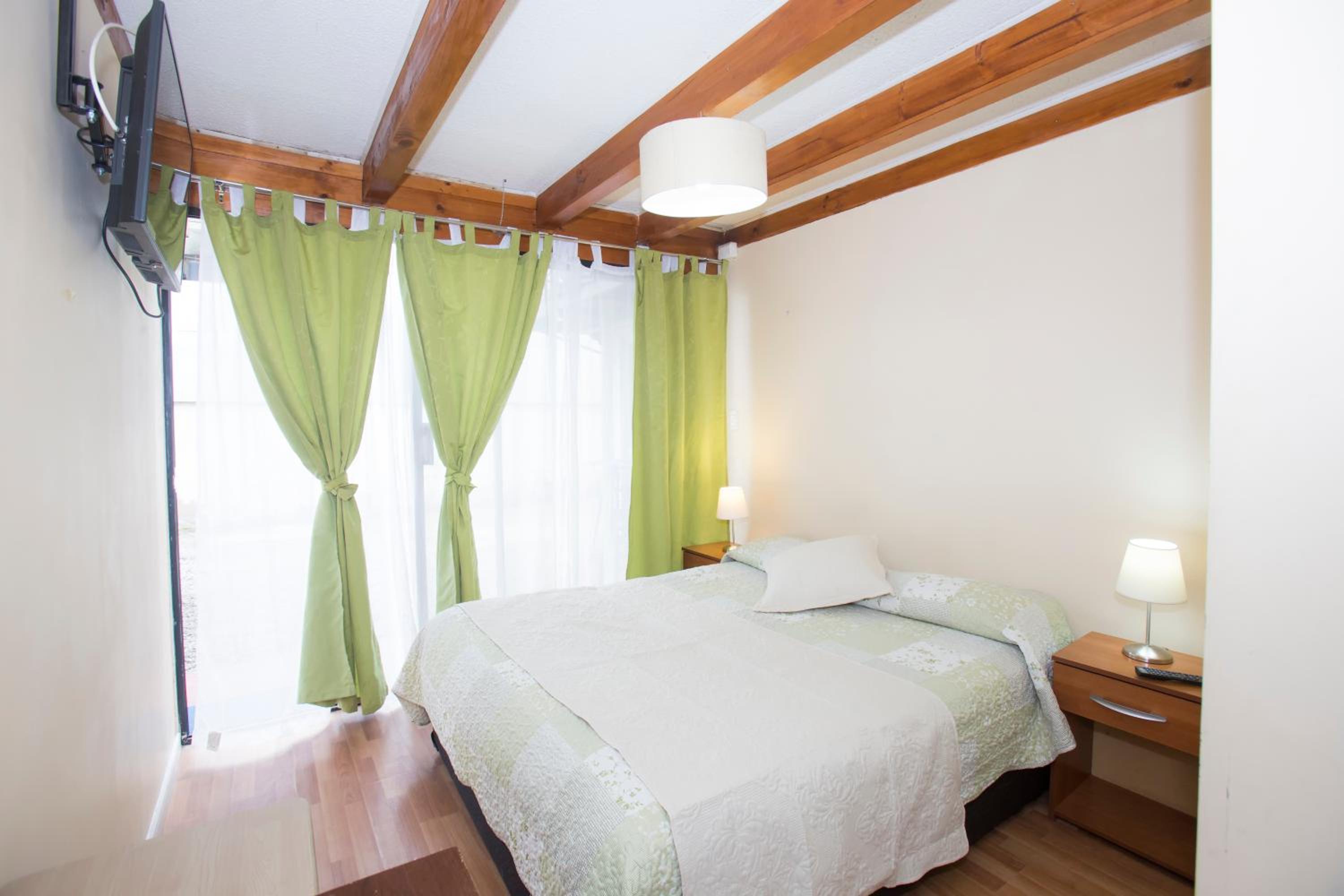 Double Room with Private Bathroom photo 3