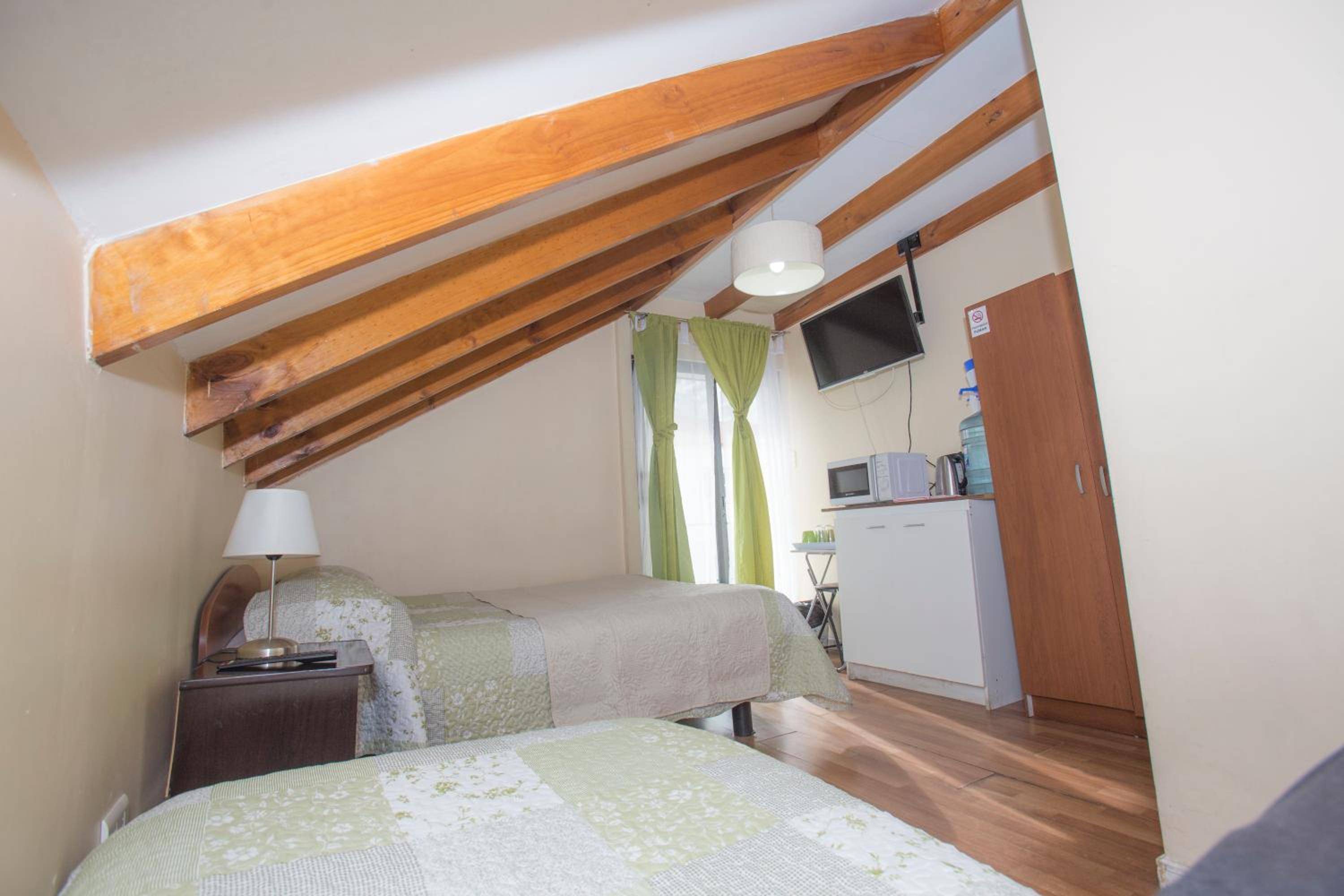 Triple Room with Private Bathroom photo 1