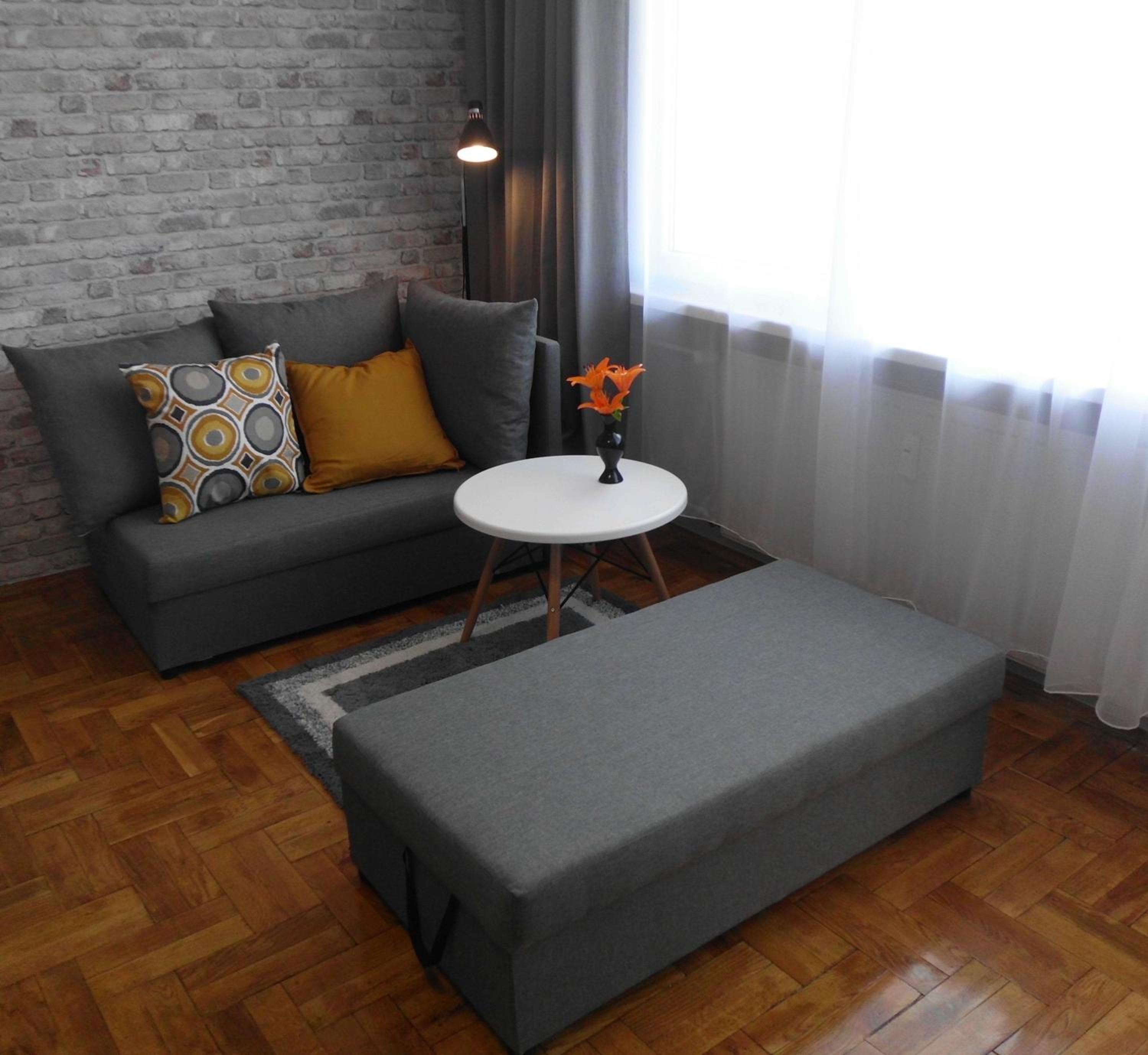 Apartment with Balcony photo 3