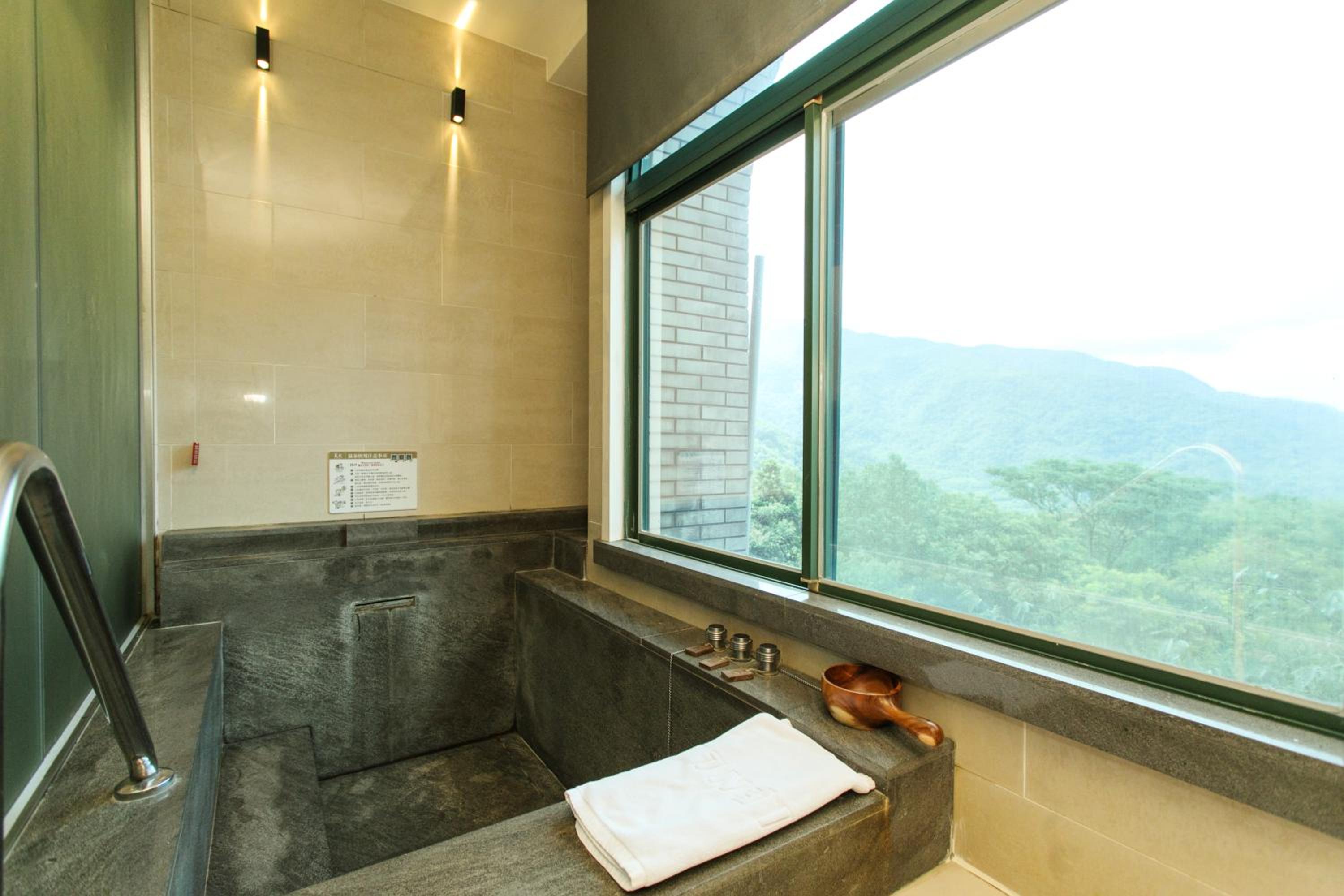 Superior Double Room - Photo 7
