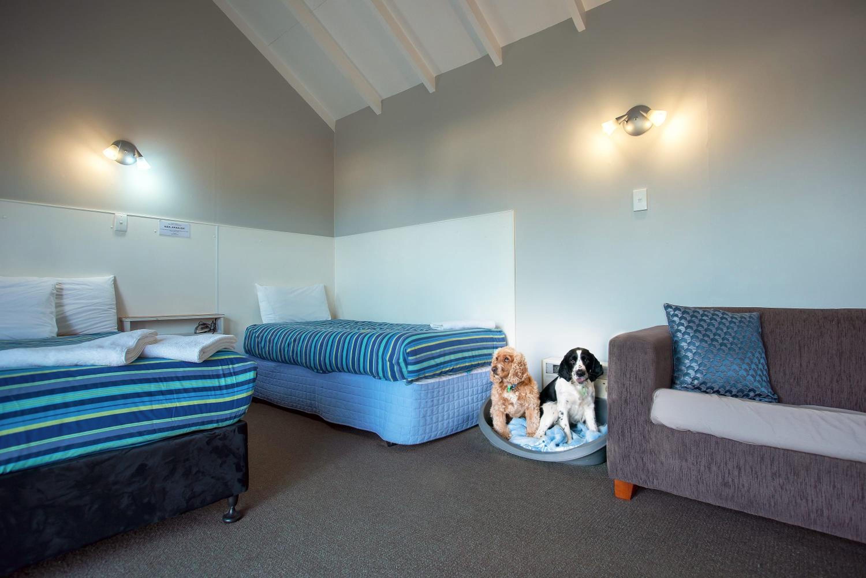 Budget Double Room - Photo 4