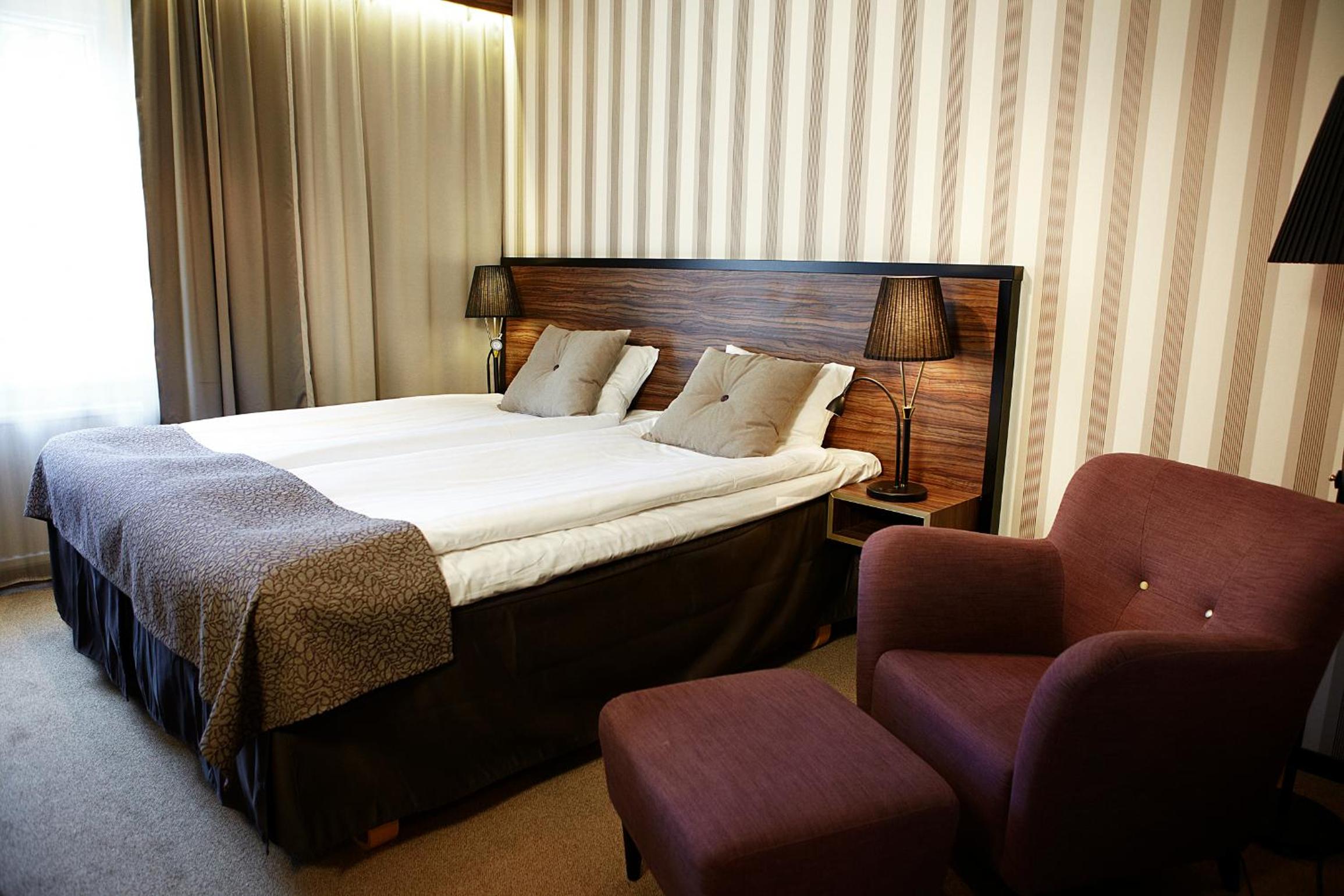 Standard Double Room - Photo 7
